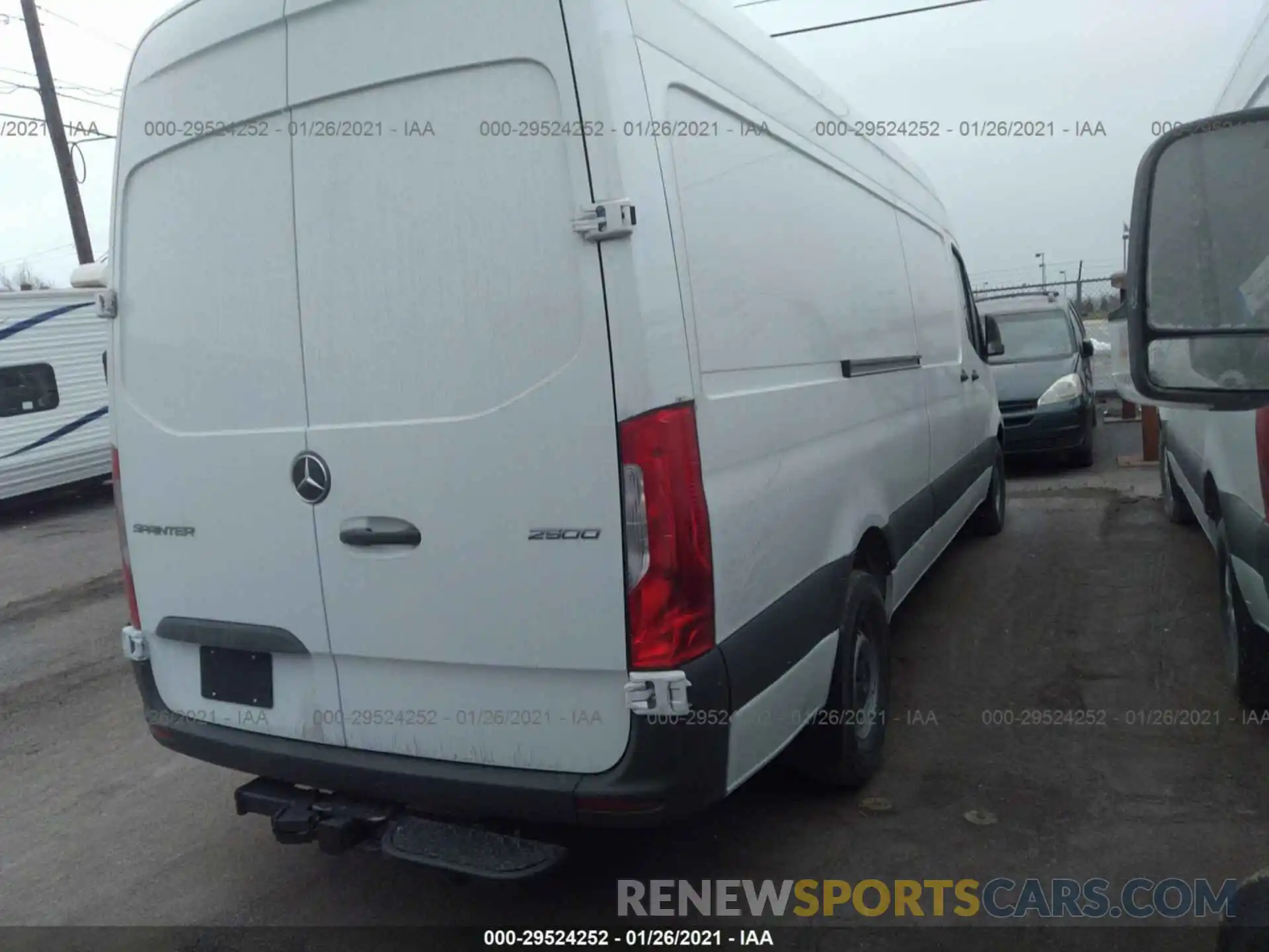 4 Фотография поврежденного автомобиля W1Y4ECHY4LT043348 MERCEDES-BENZ SPRINTER CARGO VAN 2020