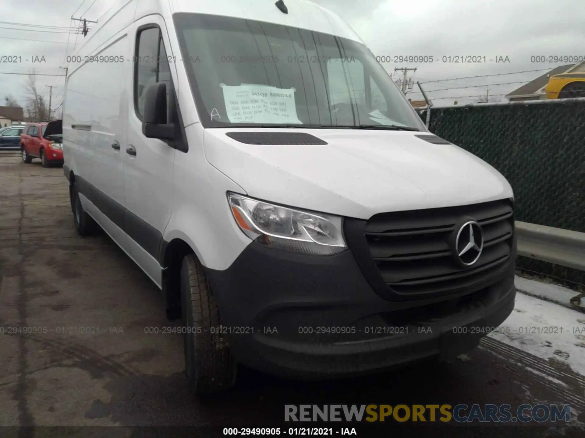 1 Фотография поврежденного автомобиля W1Y4ECHY7LT043439 MERCEDES-BENZ SPRINTER CARGO VAN 2020