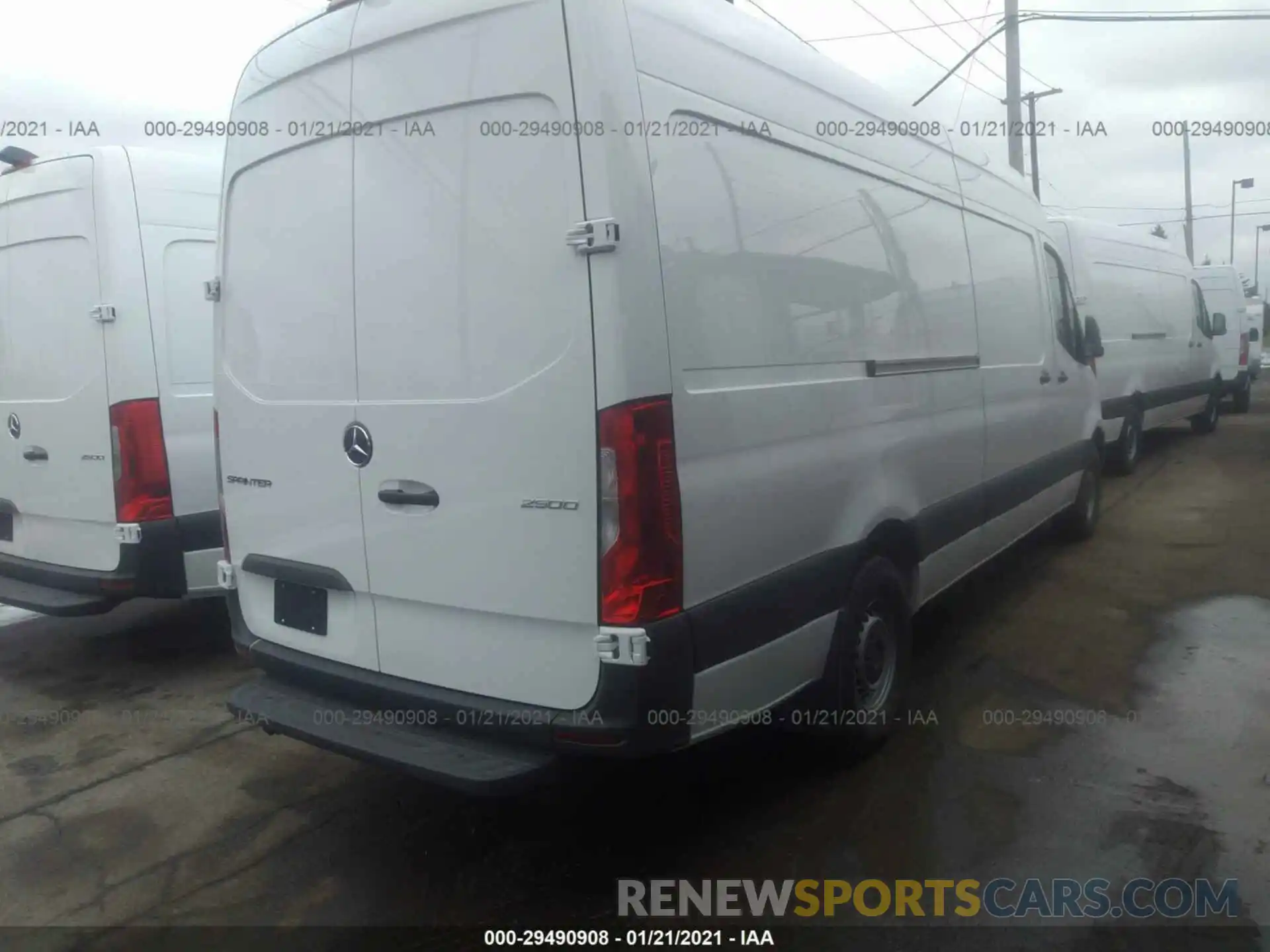 4 Фотография поврежденного автомобиля W1Y4ECHY7LT043442 MERCEDES-BENZ SPRINTER CARGO VAN 2020