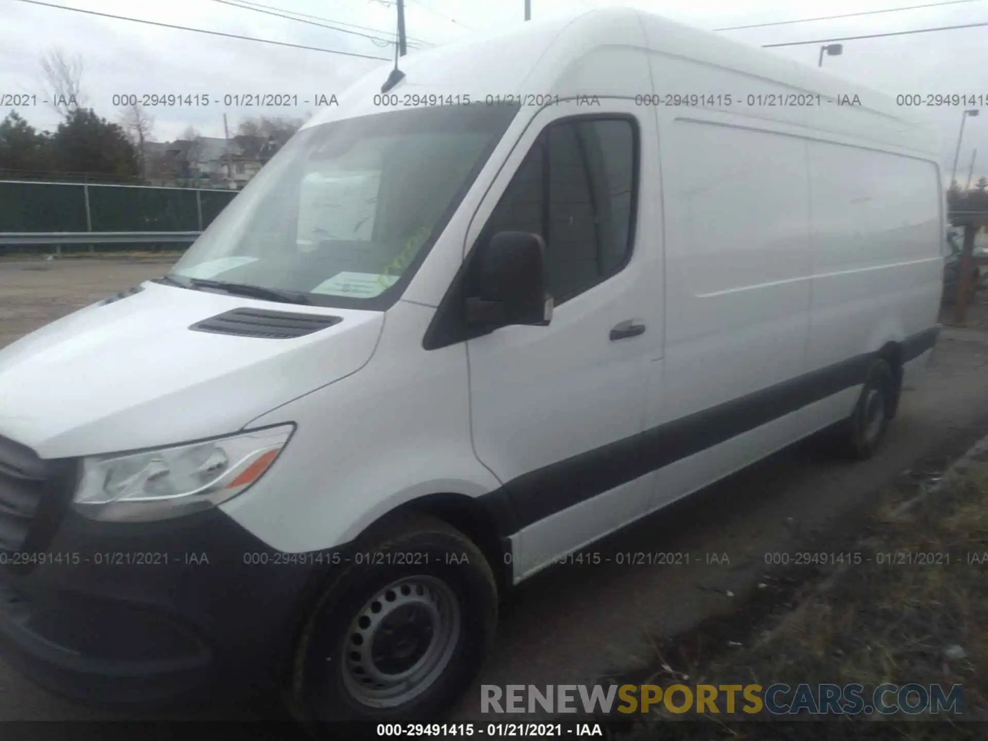 2 Фотография поврежденного автомобиля W1Y4ECHY9LT043071 MERCEDES-BENZ SPRINTER CARGO VAN 2020