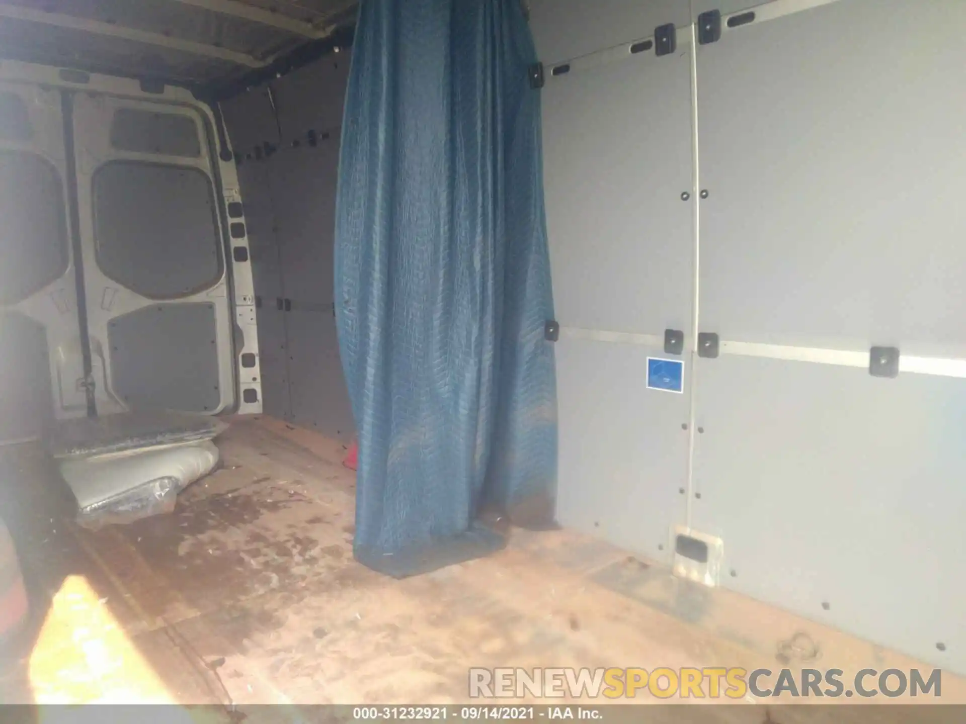 8 Фотография поврежденного автомобиля W1Y4EDHY4LT026801 MERCEDES-BENZ SPRINTER CARGO VAN 2020