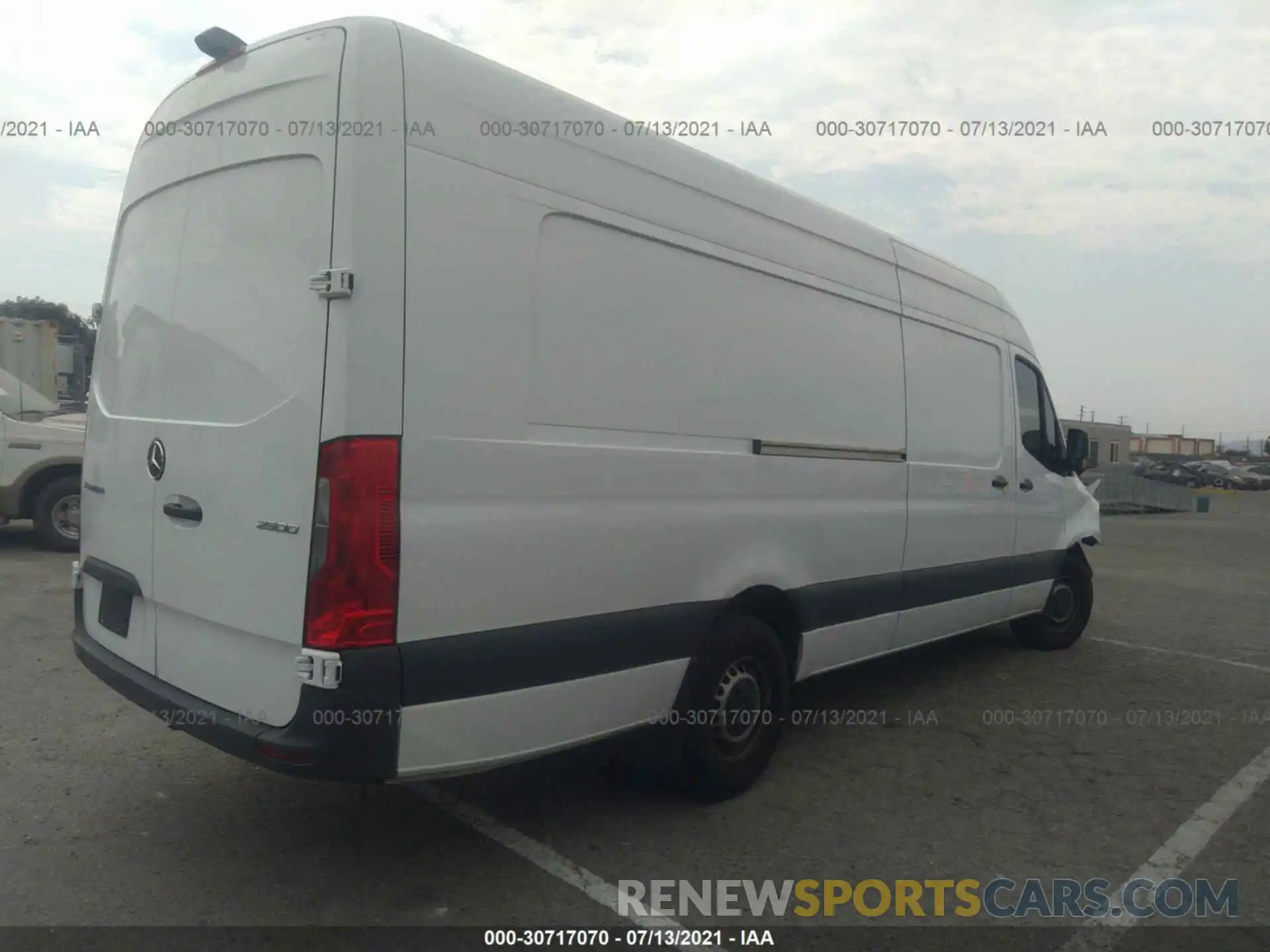 4 Фотография поврежденного автомобиля W1Y4EDHYXLT038158 MERCEDES-BENZ SPRINTER CARGO VAN 2020