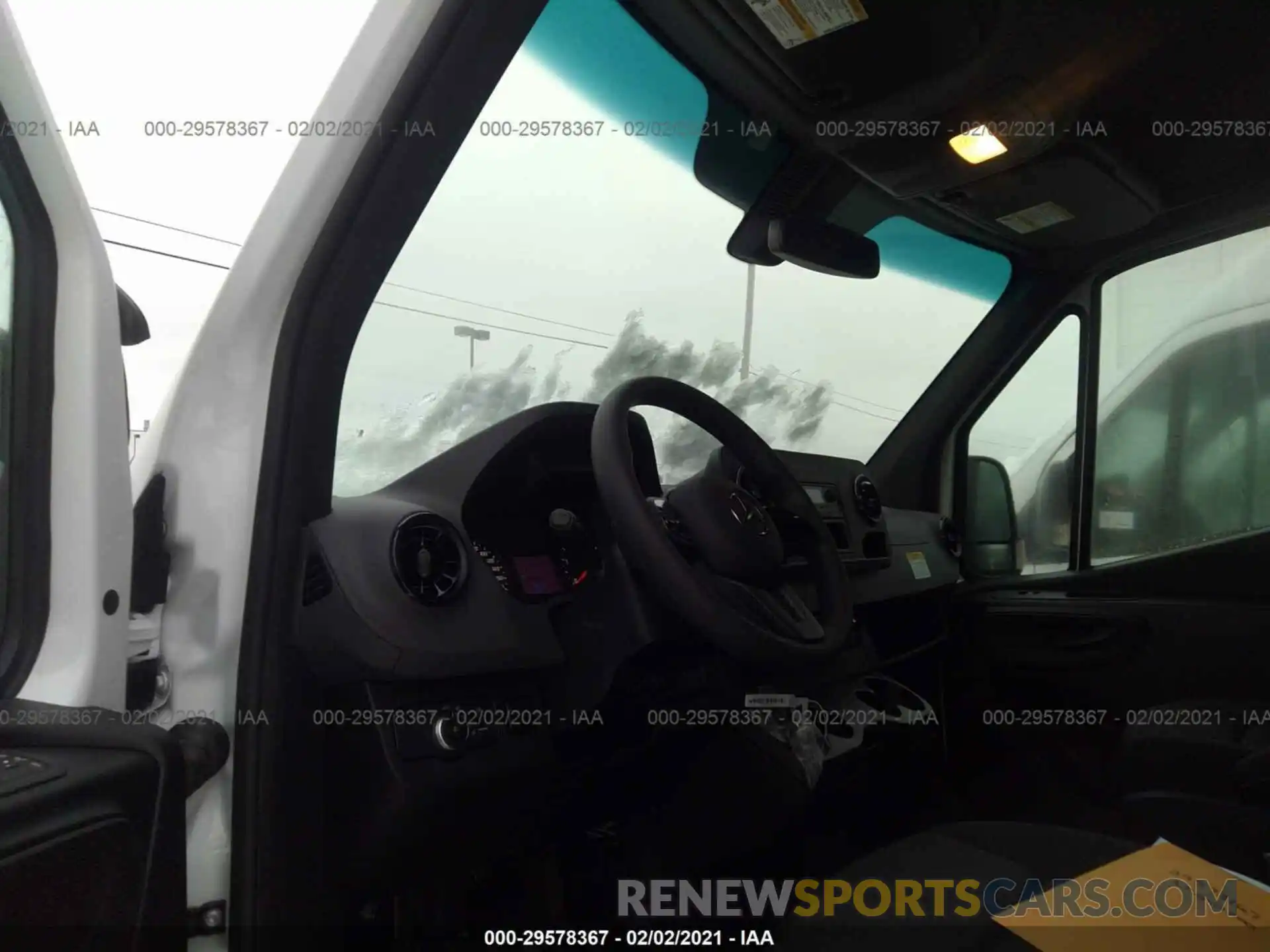 5 Фотография поврежденного автомобиля W1Y5ECHY5LT042200 MERCEDES-BENZ SPRINTER CARGO VAN 2020