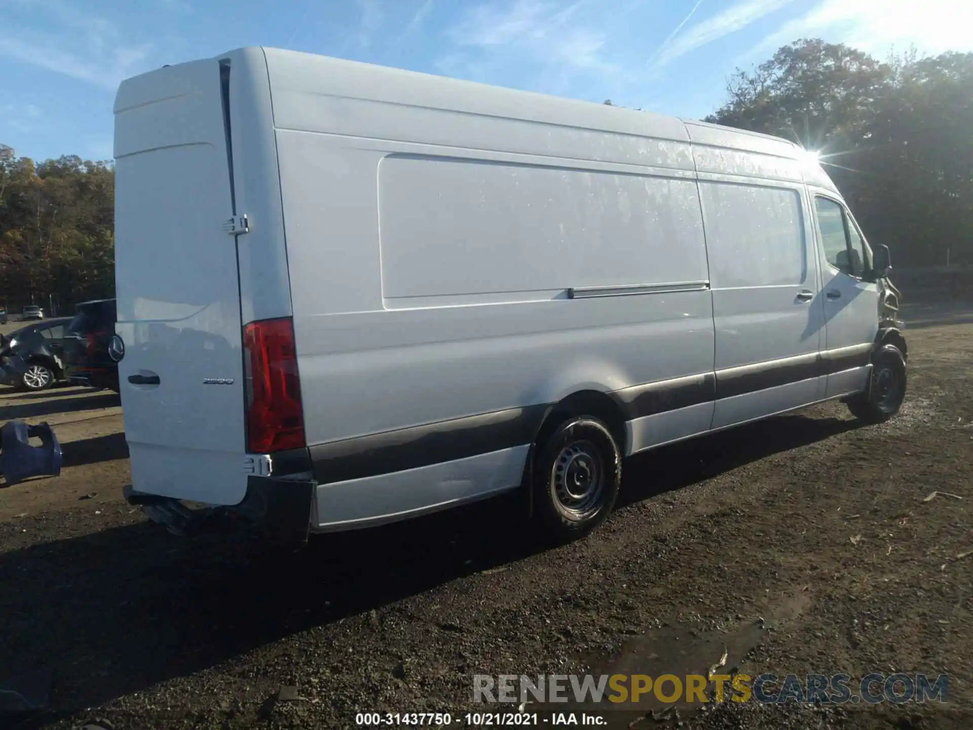 4 Фотография поврежденного автомобиля W1W4DDHY2MT047921 MERCEDES-BENZ SPRINTER CARGO VAN 2021