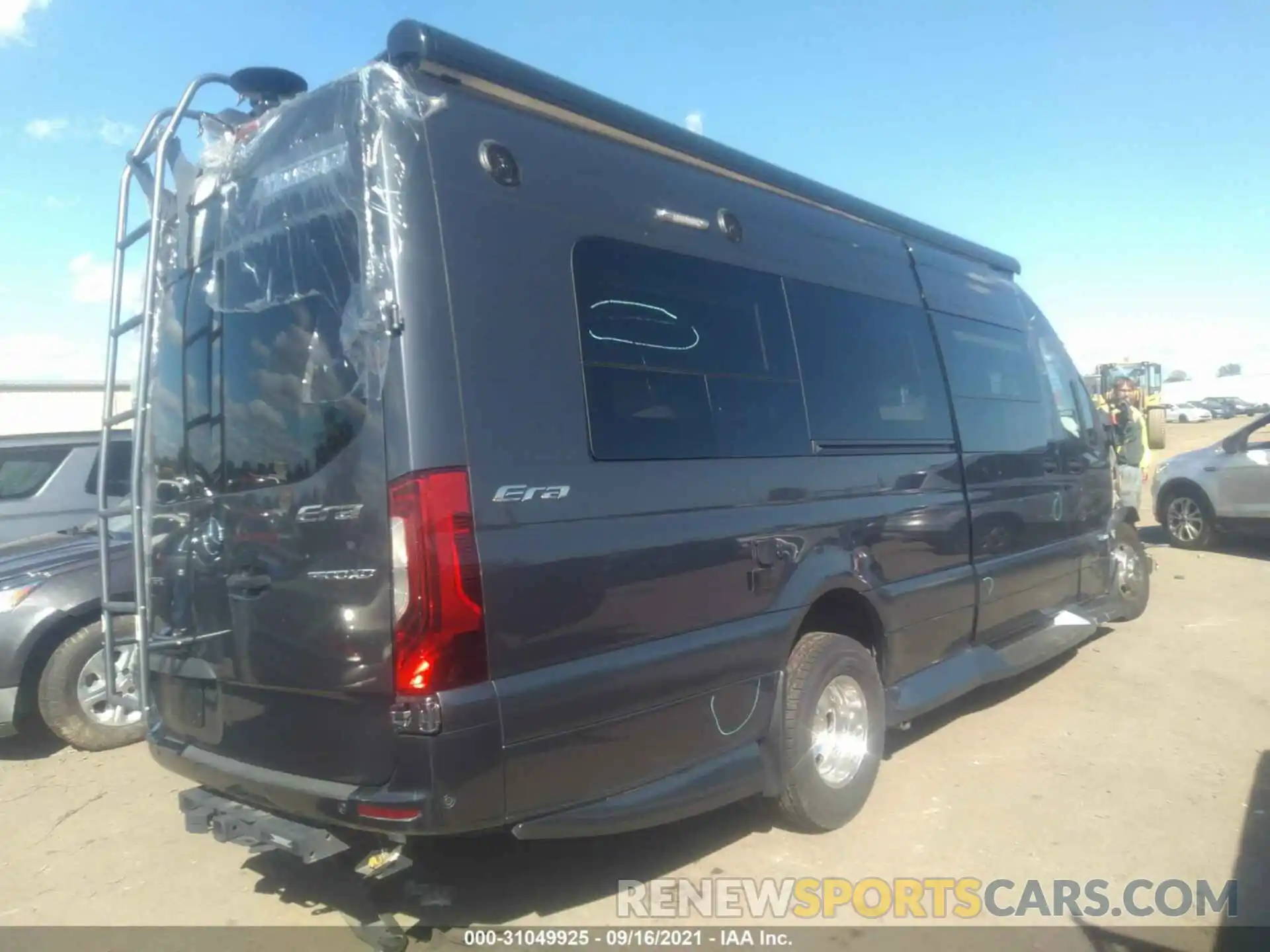 4 Photograph of a damaged car W1W8ED3Y2LP226148 MERCEDES-BENZ SPRINTER CARGO VAN 2021