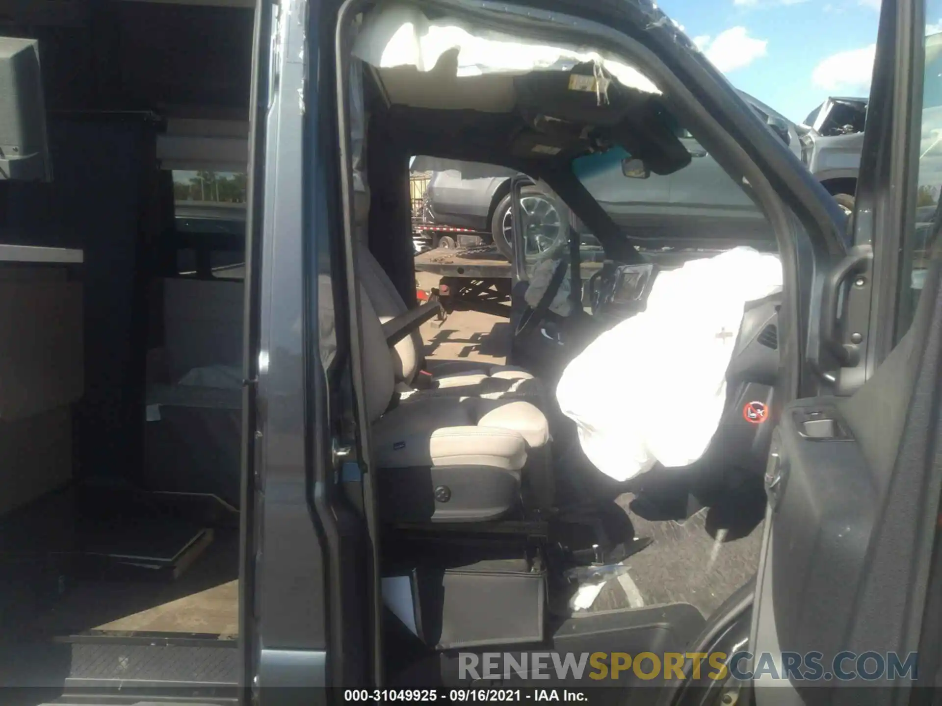 5 Photograph of a damaged car W1W8ED3Y2LP226148 MERCEDES-BENZ SPRINTER CARGO VAN 2021