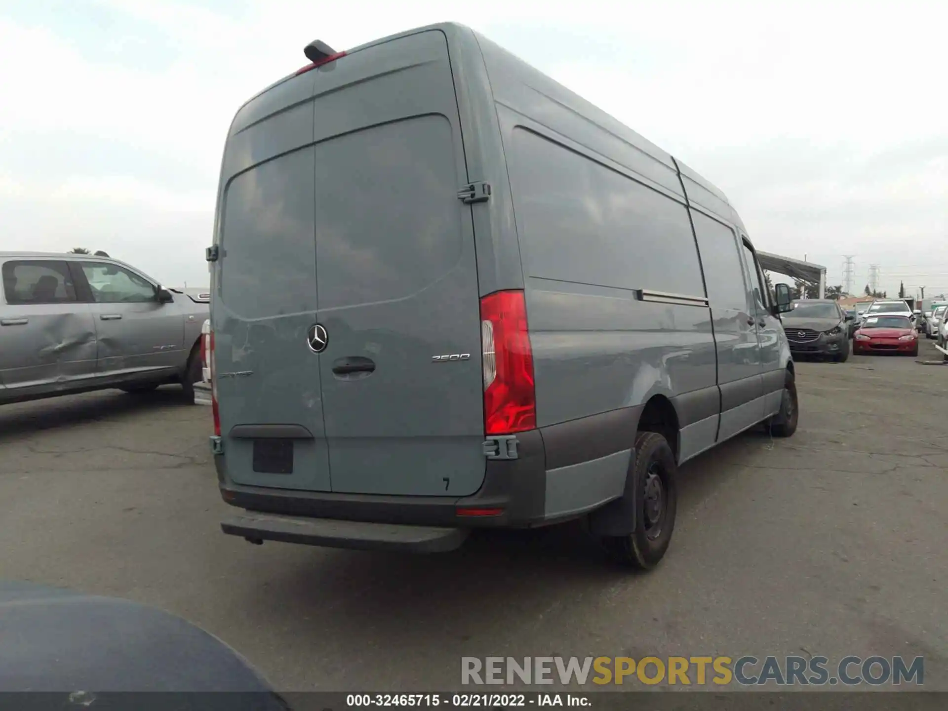 4 Фотография поврежденного автомобиля W1Y40CHY7MT063982 MERCEDES-BENZ SPRINTER CARGO VAN 2021