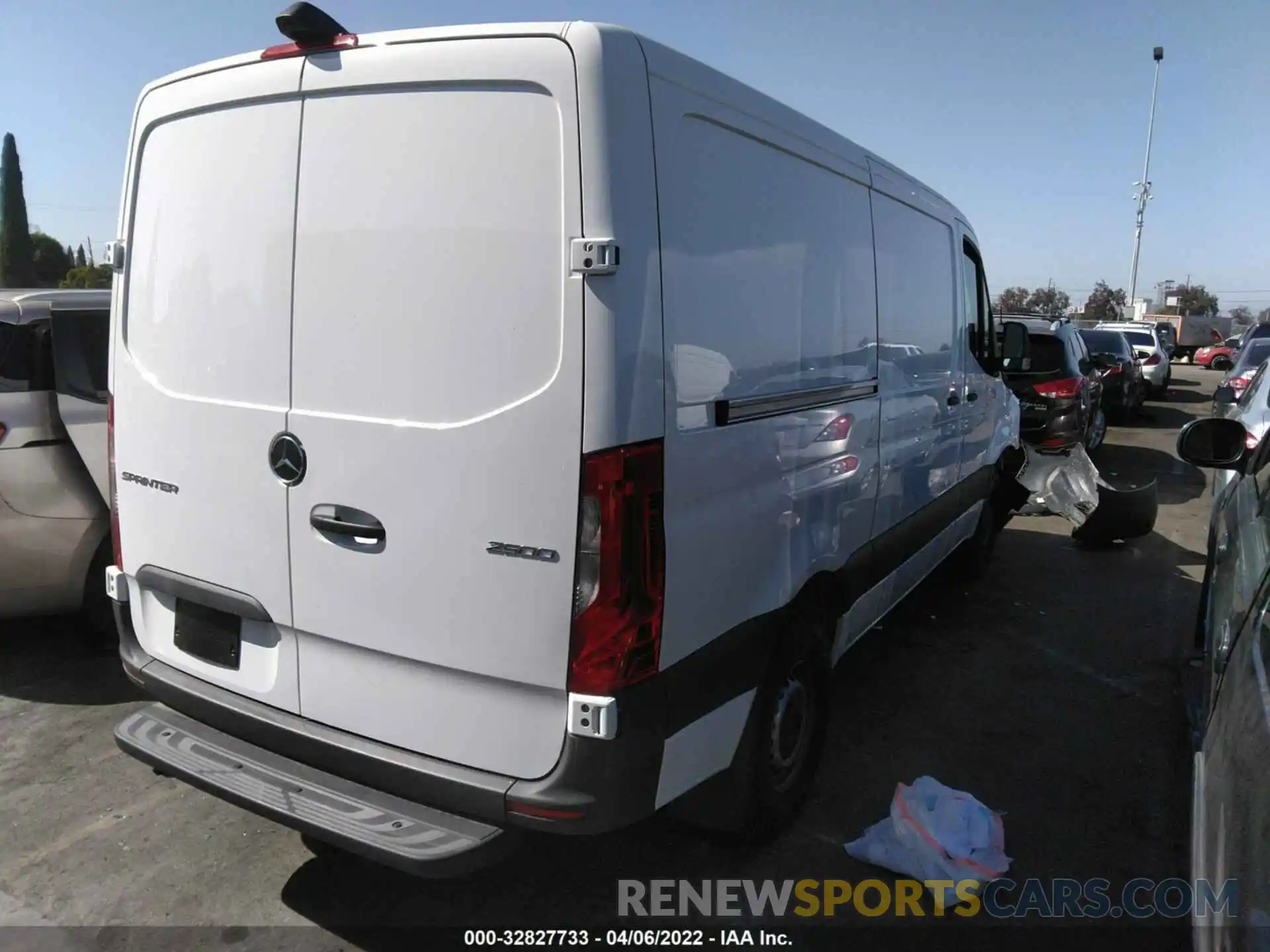 4 Фотография поврежденного автомобиля W1Y4DBHY8MT062001 MERCEDES-BENZ SPRINTER CARGO VAN 2021