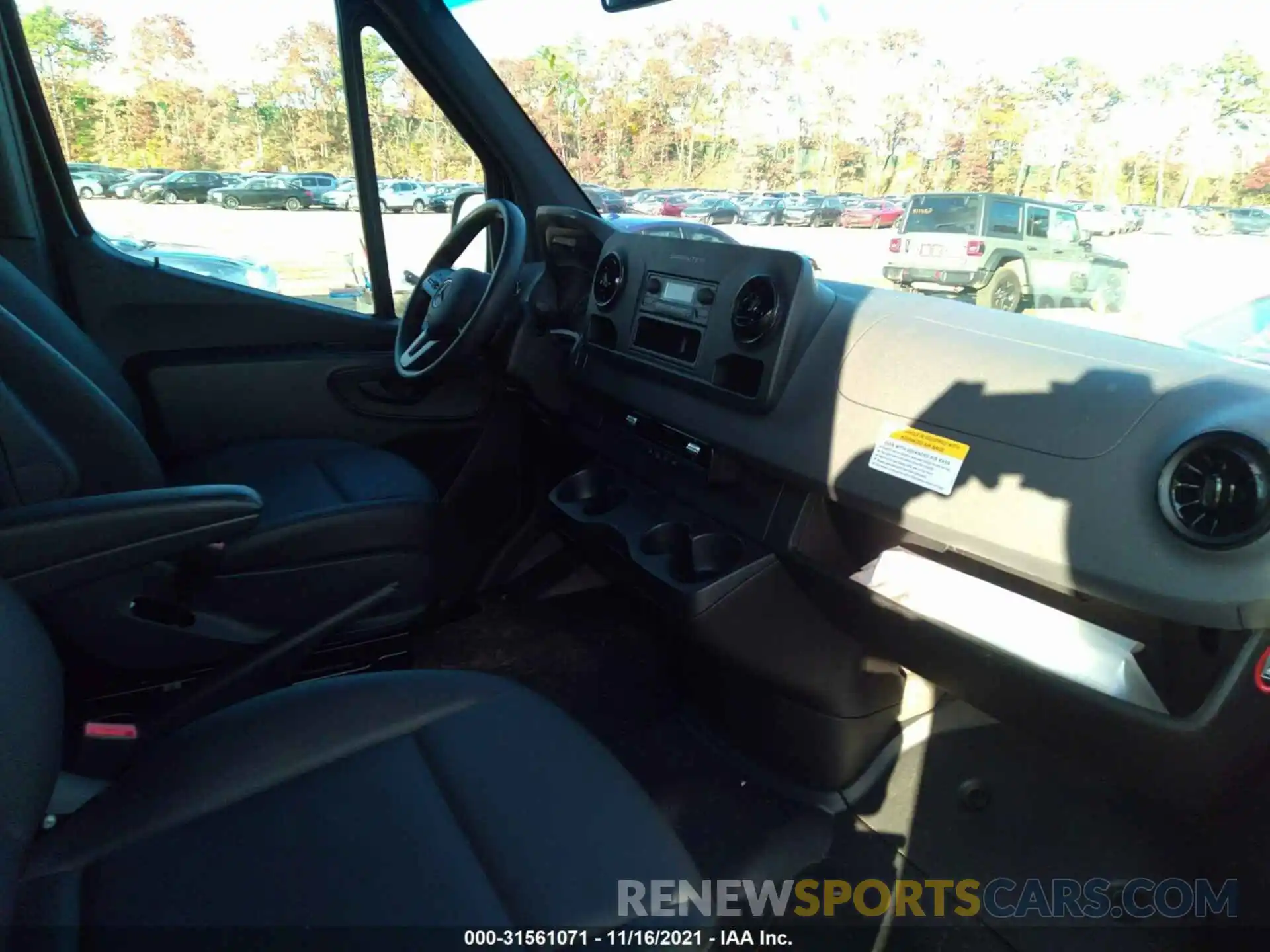 5 Photograph of a damaged car W1Y4DCHYXMT054441 MERCEDES-BENZ SPRINTER CARGO VAN 2021