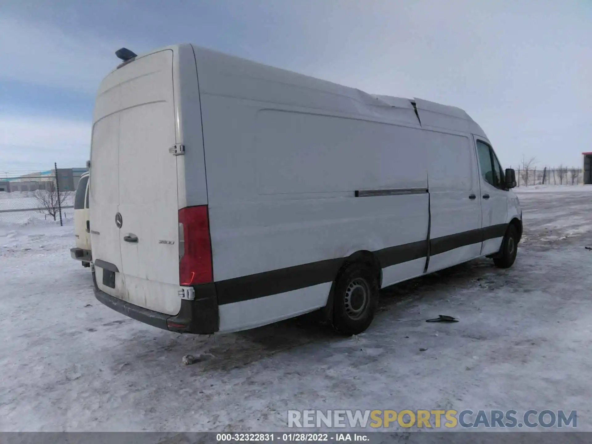 4 Photograph of a damaged car W1Y4DDHY5MT050271 MERCEDES-BENZ SPRINTER CARGO VAN 2021