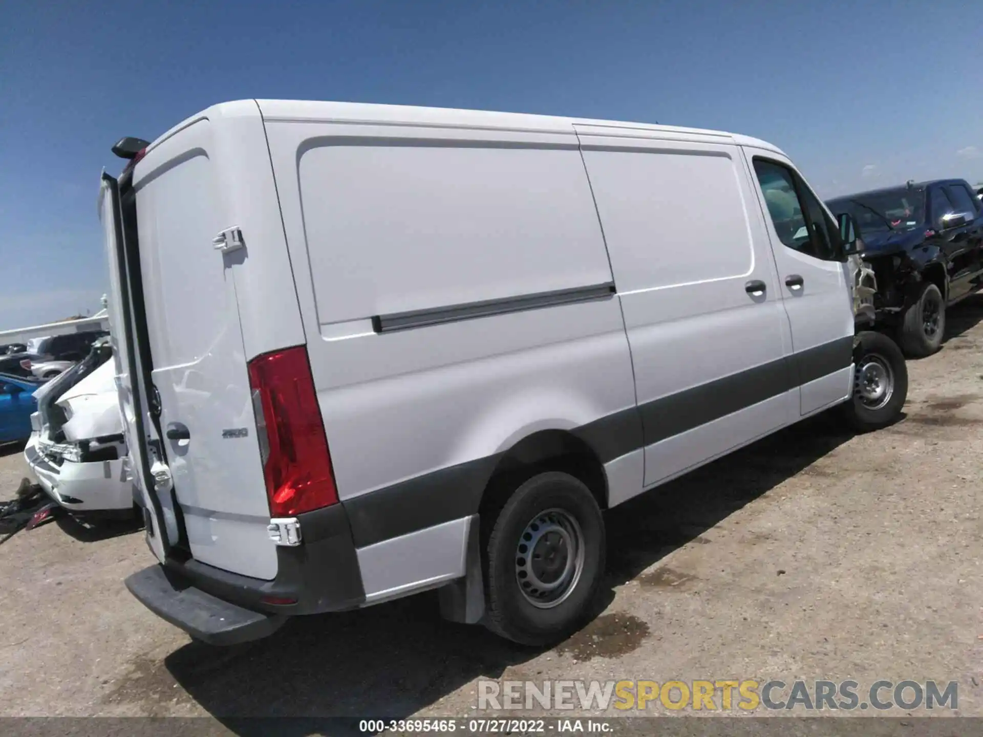 4 Photograph of a damaged car W1Y4EBHYXMT060716 MERCEDES-BENZ SPRINTER CARGO VAN 2021