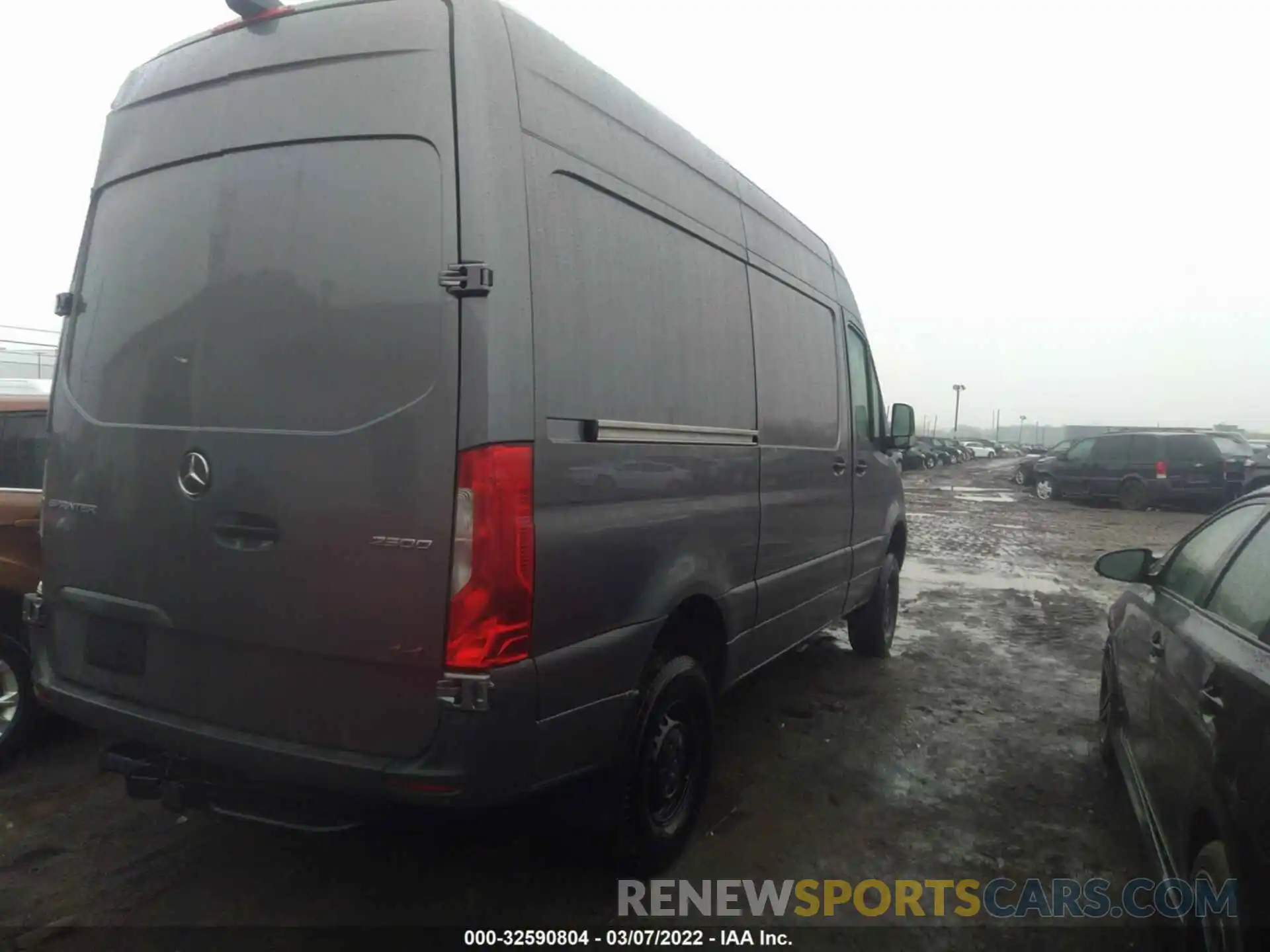 4 Фотография поврежденного автомобиля W1Y4EBVY9MT057892 MERCEDES-BENZ SPRINTER CARGO VAN 2021