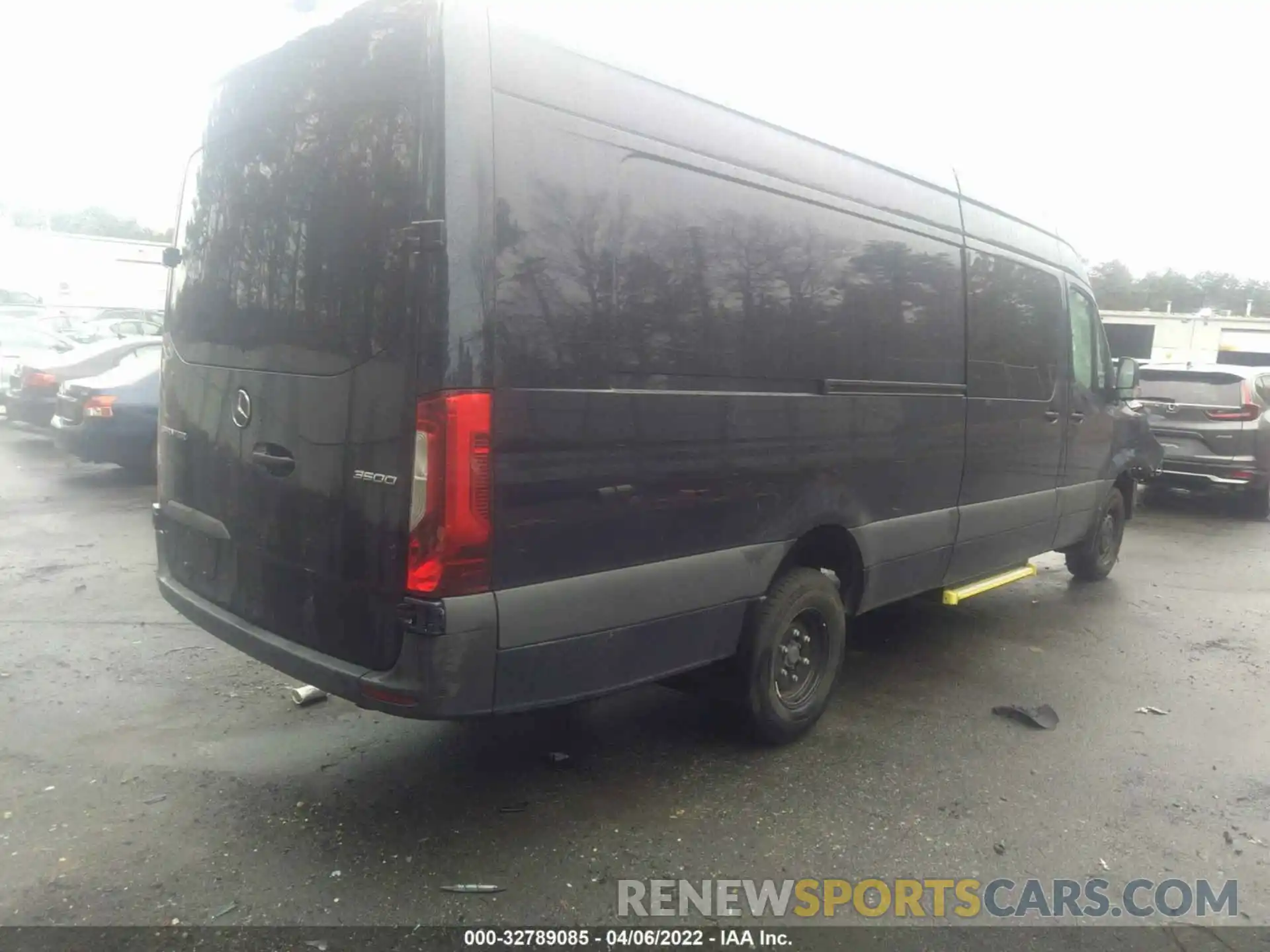 4 Photograph of a damaged car W1Y5EDHY9MT057998 MERCEDES-BENZ SPRINTER CARGO VAN 2021