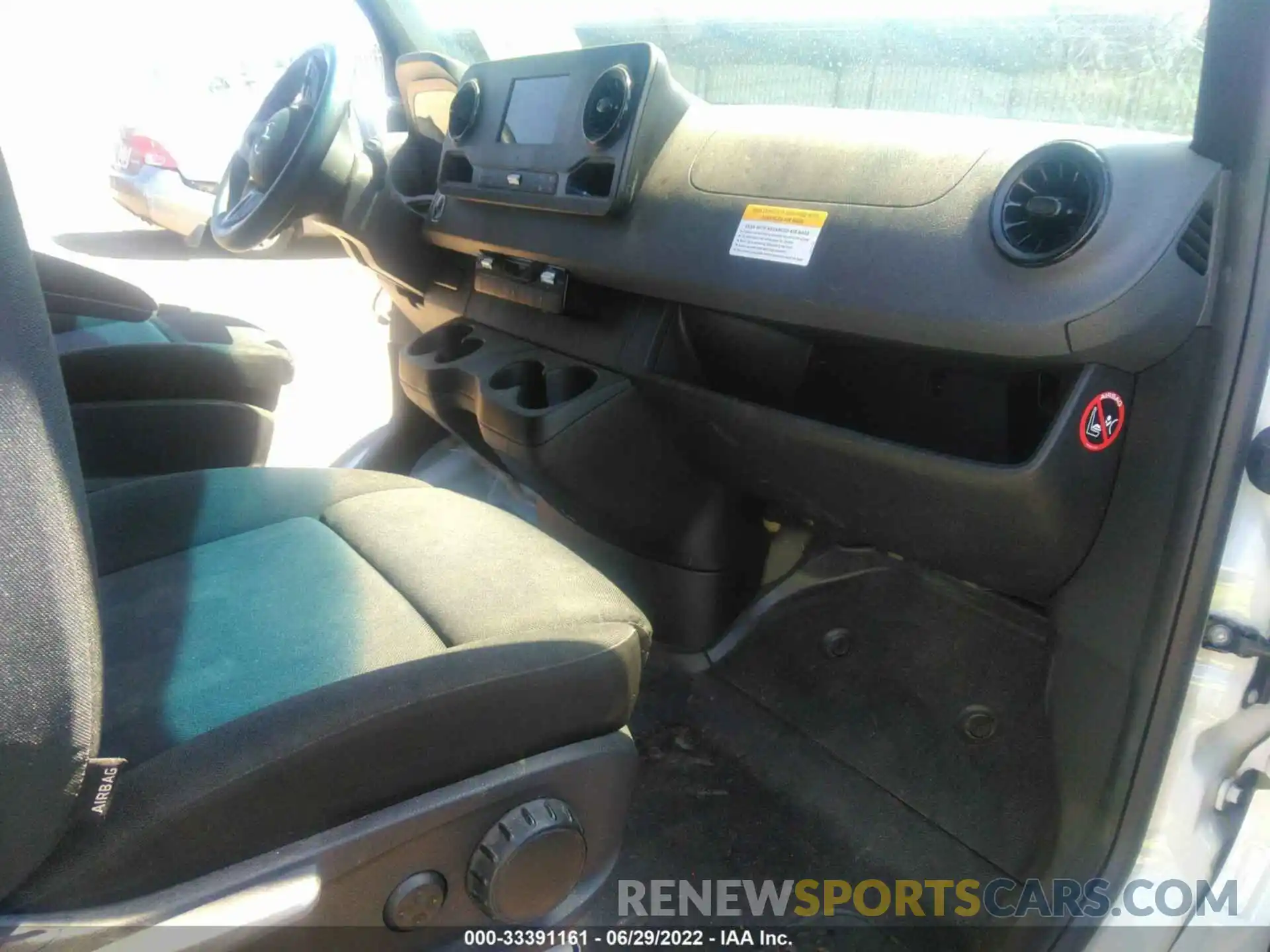 5 Photograph of a damaged car W1Y70BGY2MT065700 MERCEDES-BENZ SPRINTER CARGO VAN 2021