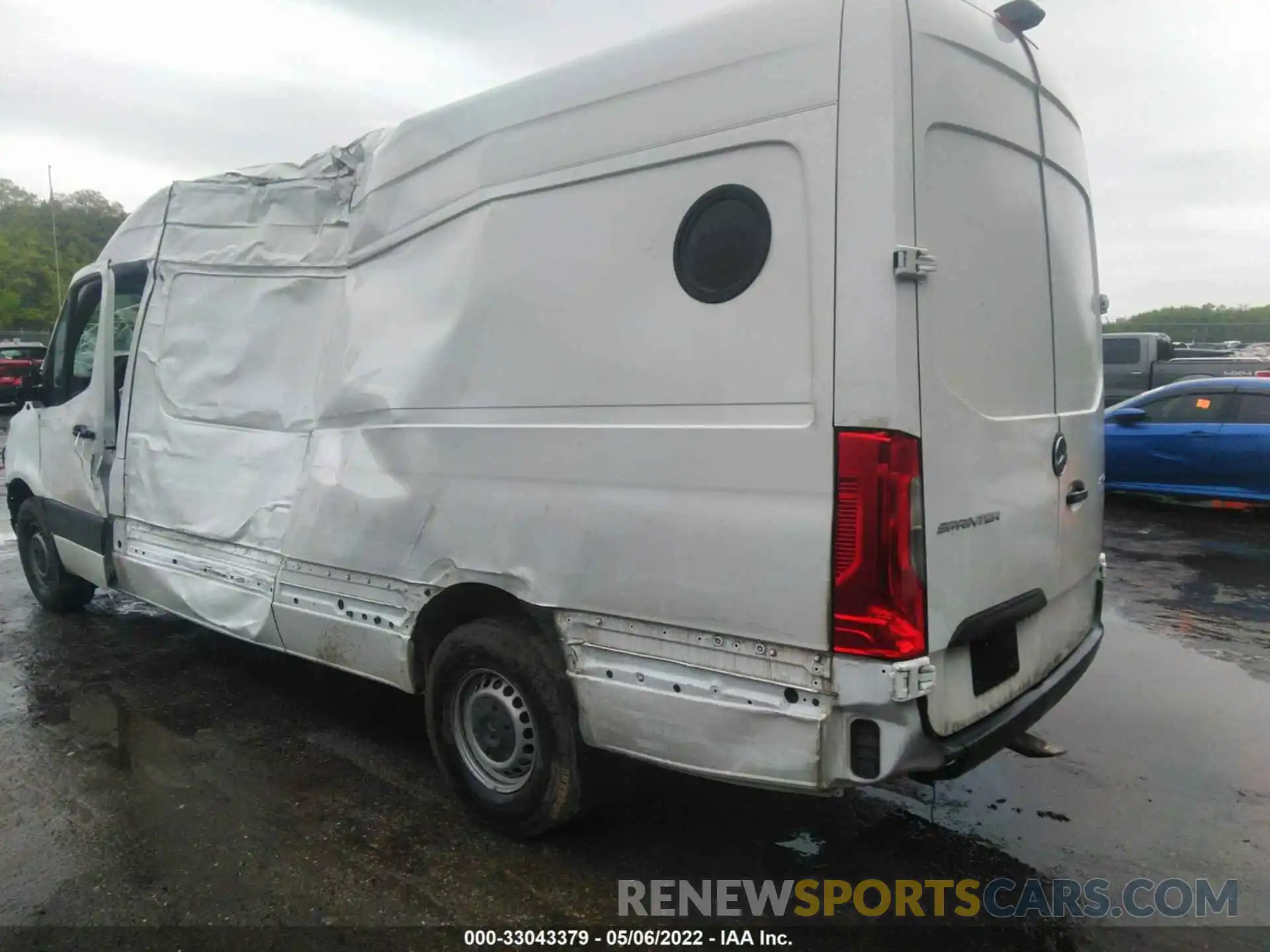 3 Photograph of a damaged car W1Y40CHY8NT082154 MERCEDES-BENZ SPRINTER CARGO VAN 2022