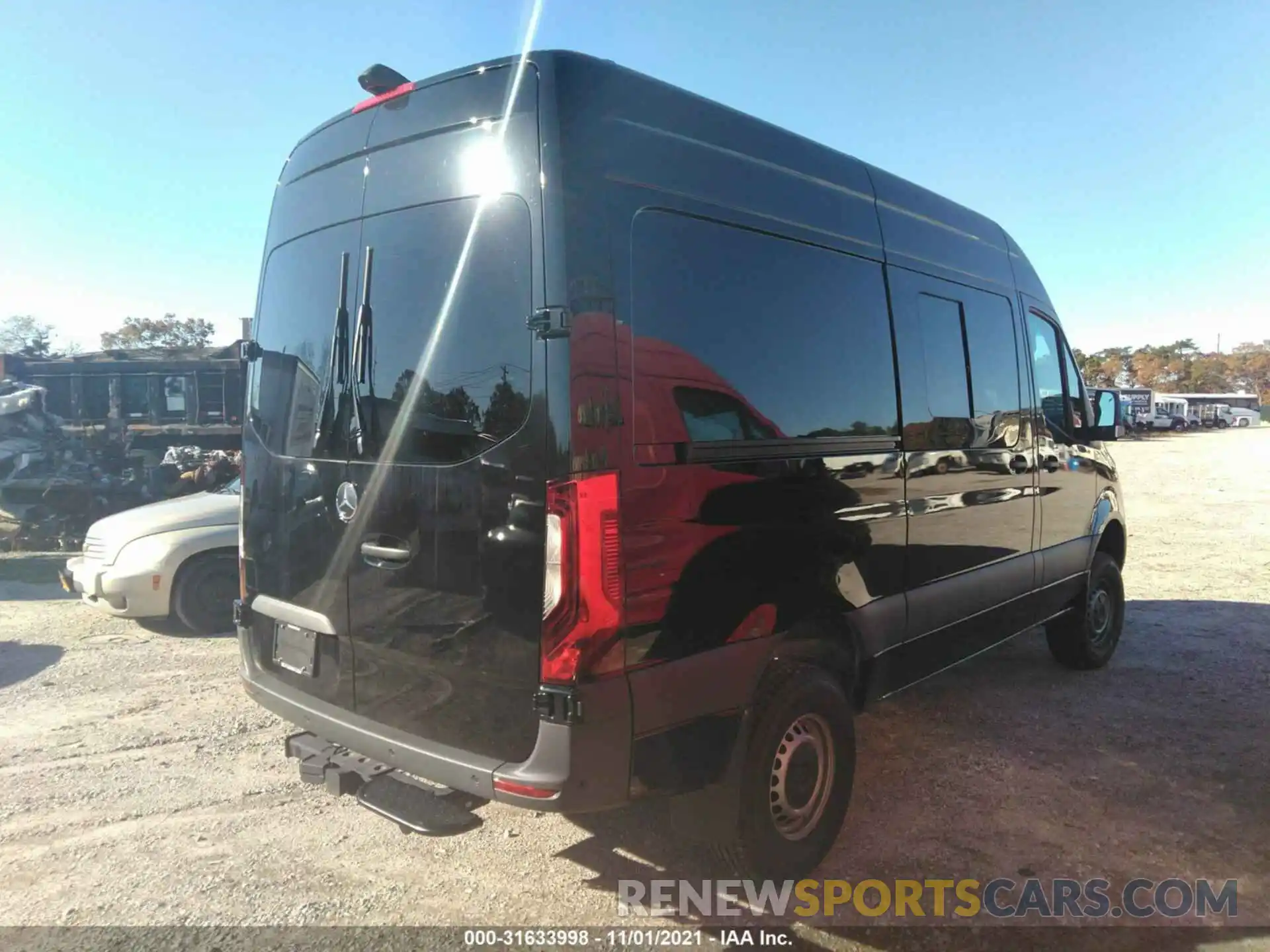 4 Photograph of a damaged car W1W4EBVY2MT059010 MERCEDES-BENZ SPRINTER CREW VAN 2021