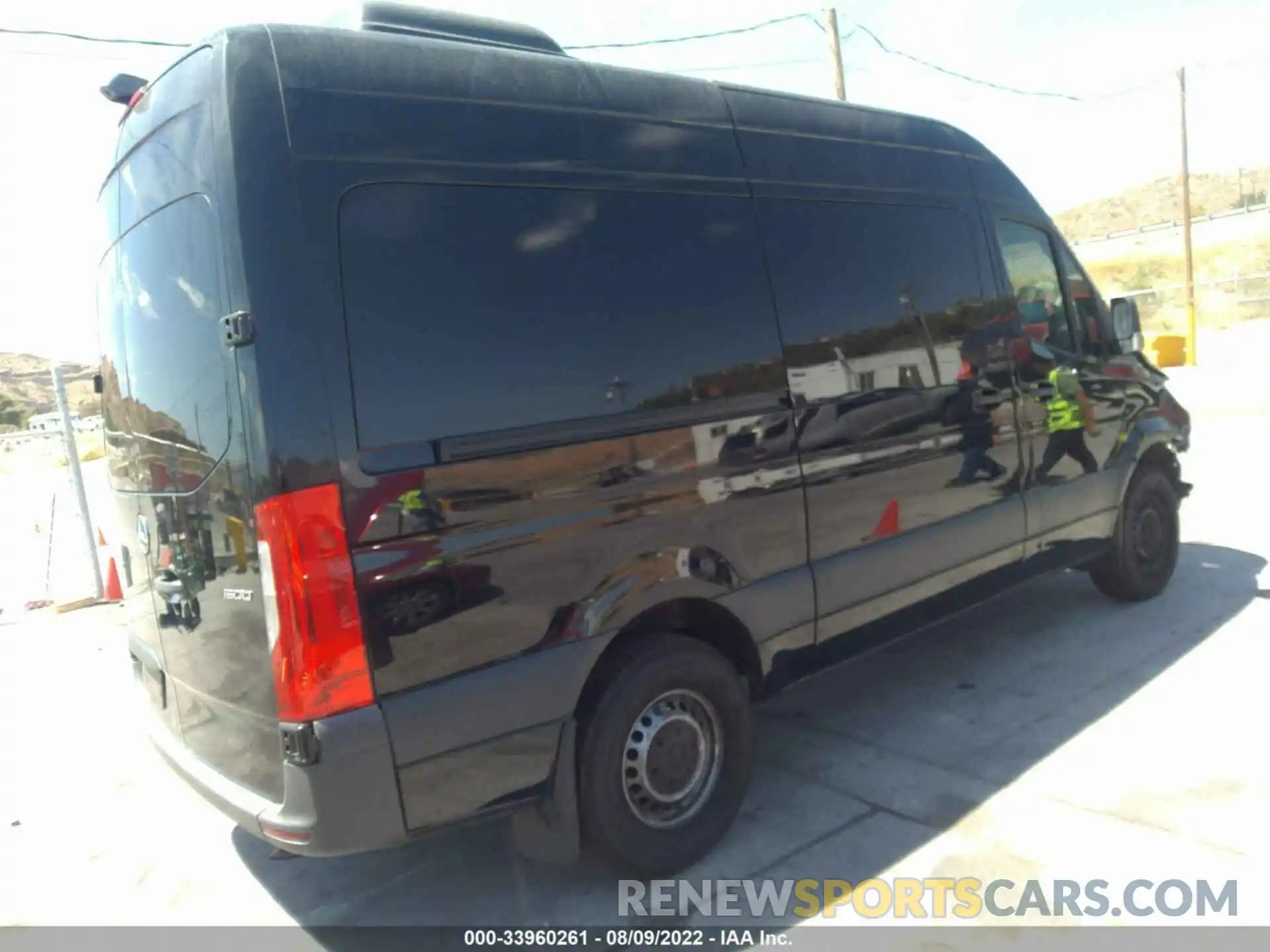 4 Photograph of a damaged car WDZPE7ED5KT006673 MERCEDES-BENZ SPRINTER PASSENGER VAN 2019