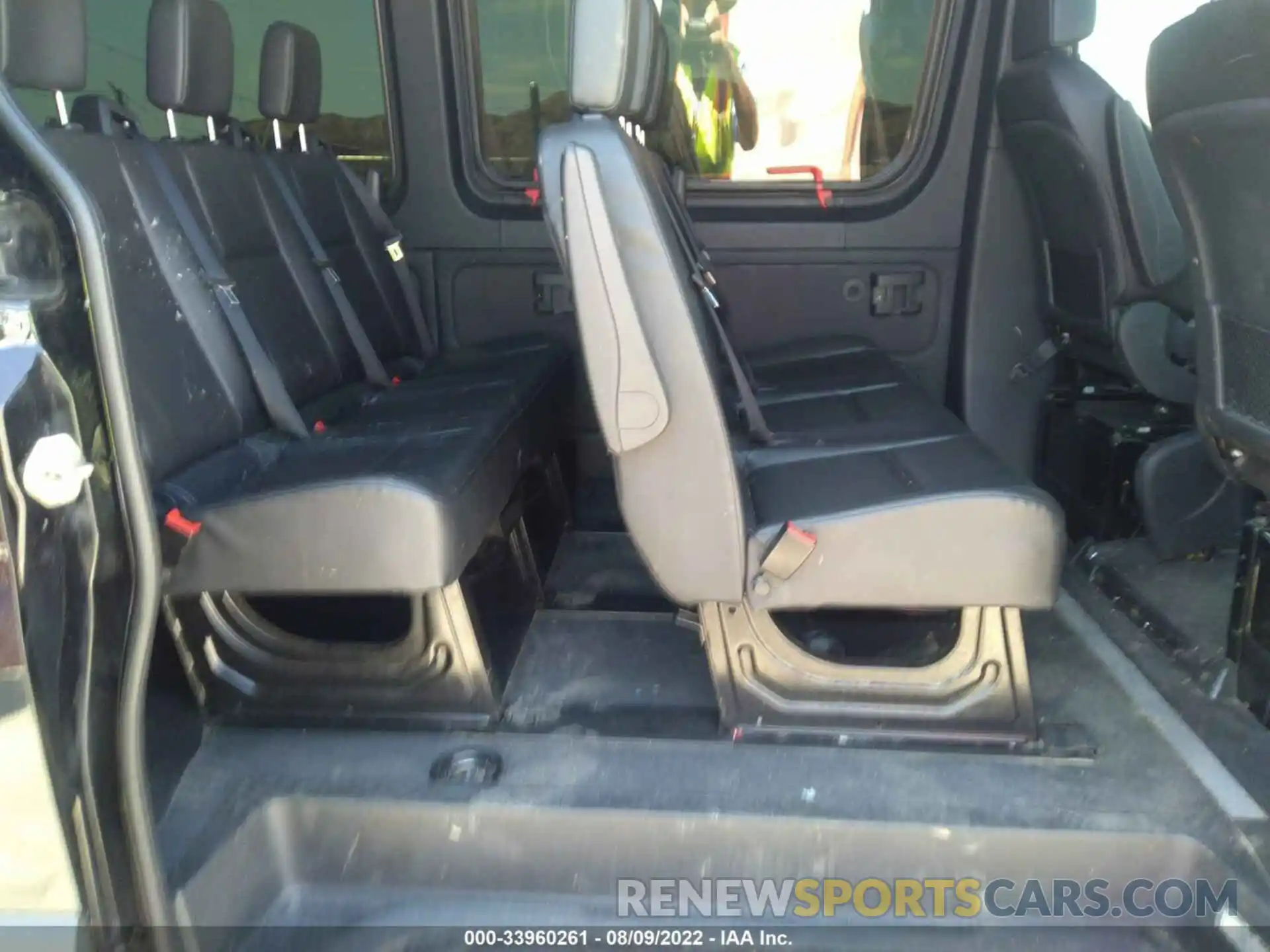 8 Photograph of a damaged car WDZPE7ED5KT006673 MERCEDES-BENZ SPRINTER PASSENGER VAN 2019