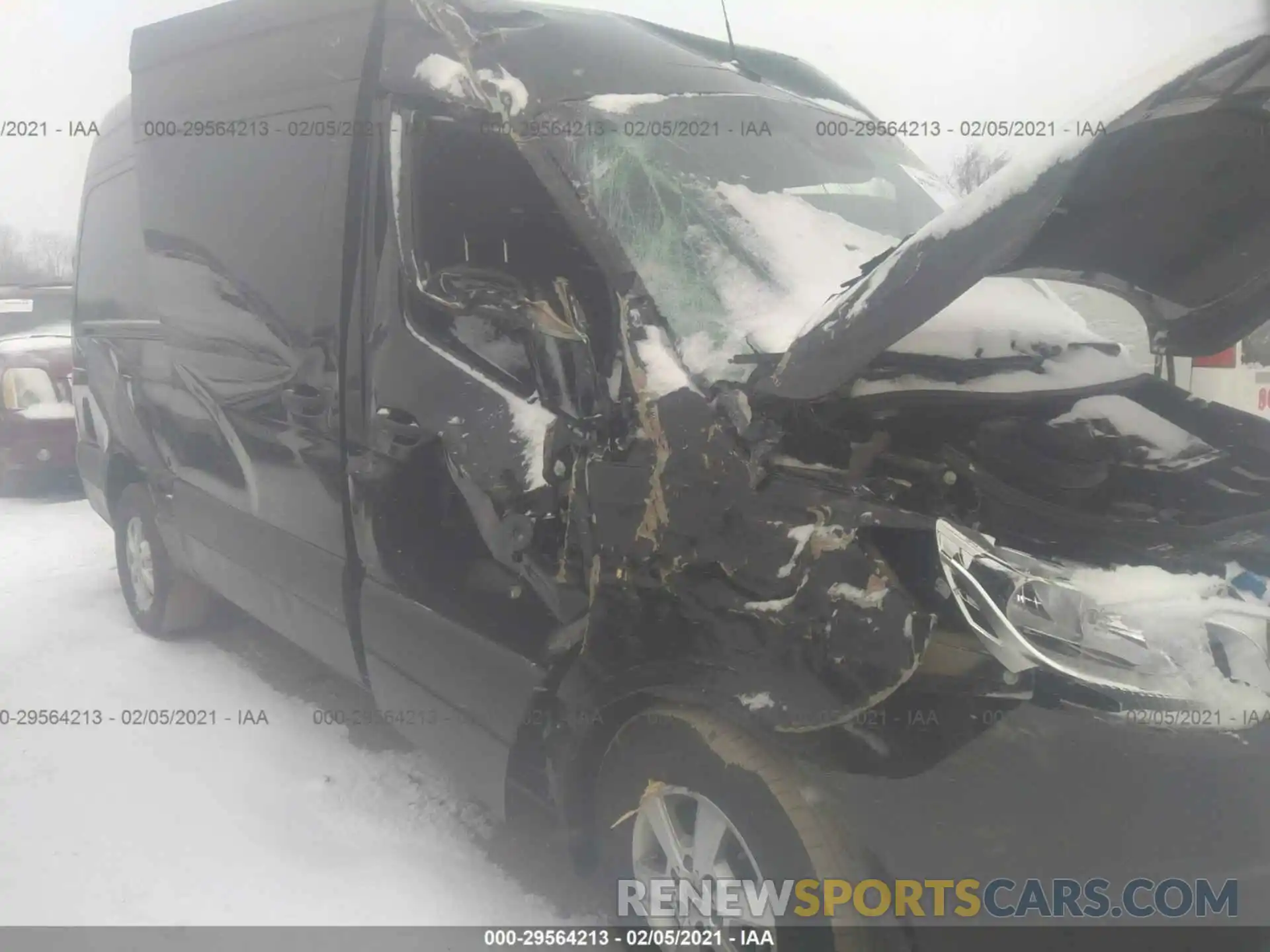 6 Photograph of a damaged car WDZPF0CD1KP023356 MERCEDES-BENZ SPRINTER PASSENGER VAN 2019