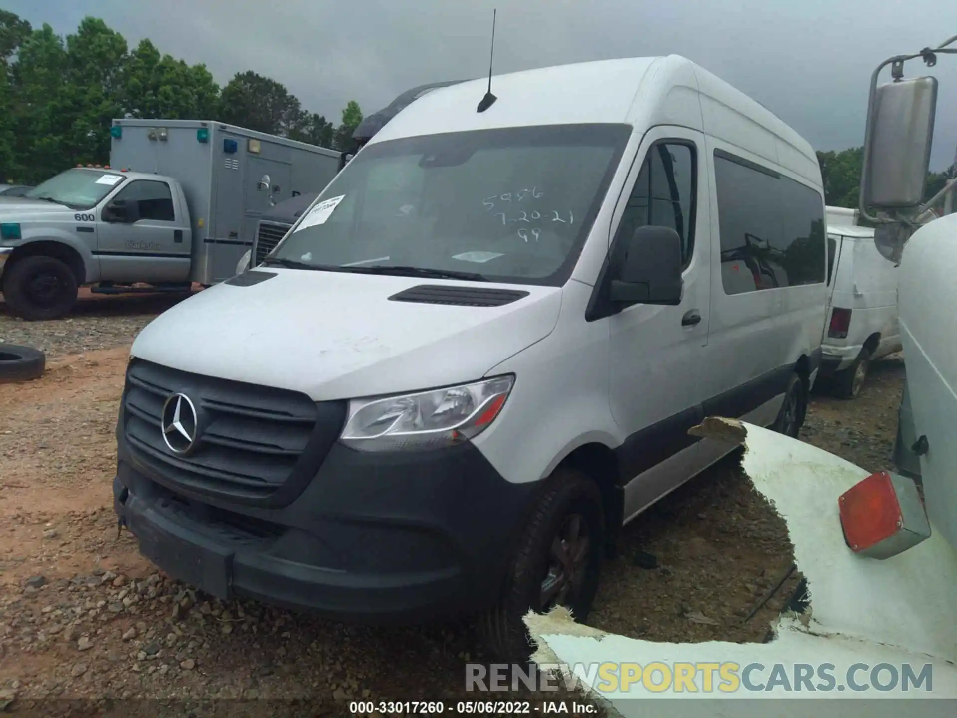 2 Фотография поврежденного автомобиля WDZPF0CD2KP035886 MERCEDES-BENZ SPRINTER PASSENGER VAN 2019