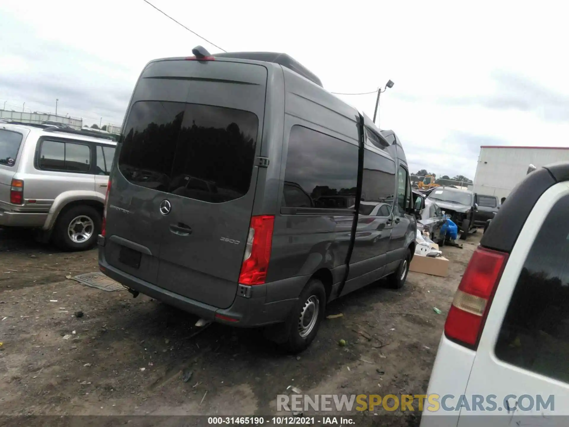 4 Photograph of a damaged car WDZPF0CD6KP109343 MERCEDES-BENZ SPRINTER PASSENGER VAN 2019