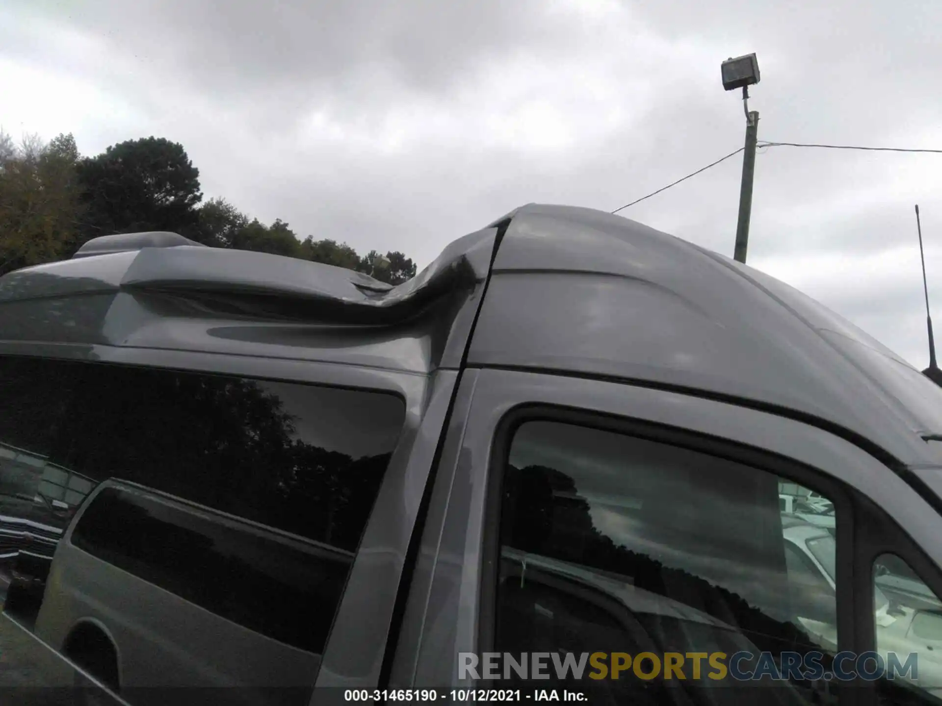 6 Photograph of a damaged car WDZPF0CD6KP109343 MERCEDES-BENZ SPRINTER PASSENGER VAN 2019