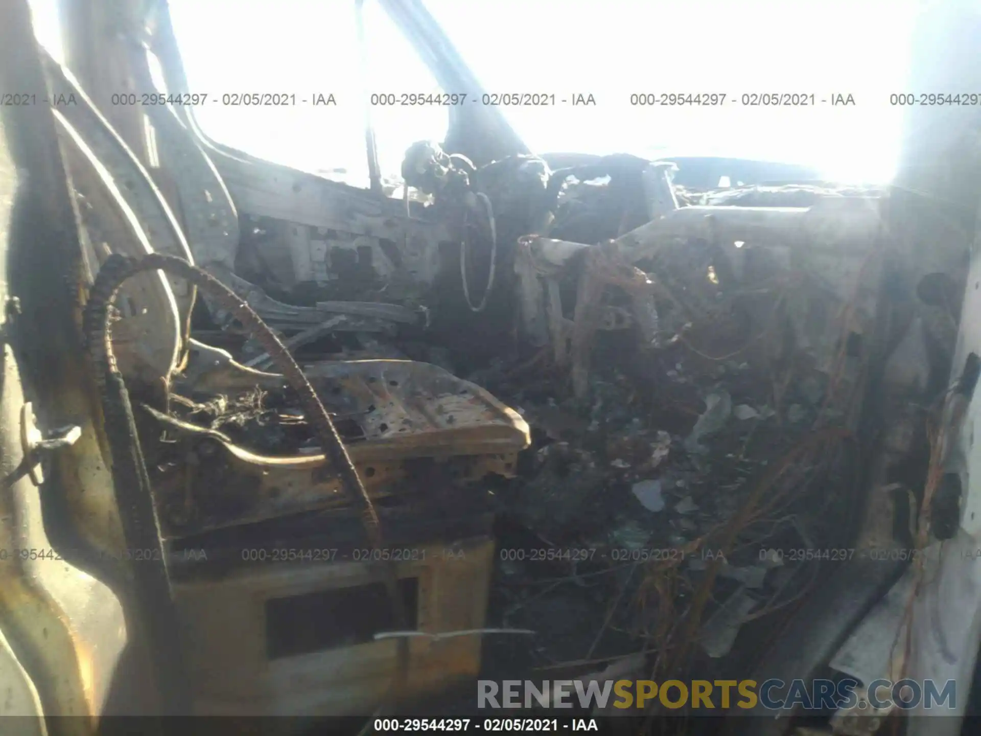 5 Photograph of a damaged car W1Z4EFVY6LP228852 MERCEDES-BENZ SPRINTER PASSENGER VAN 2020