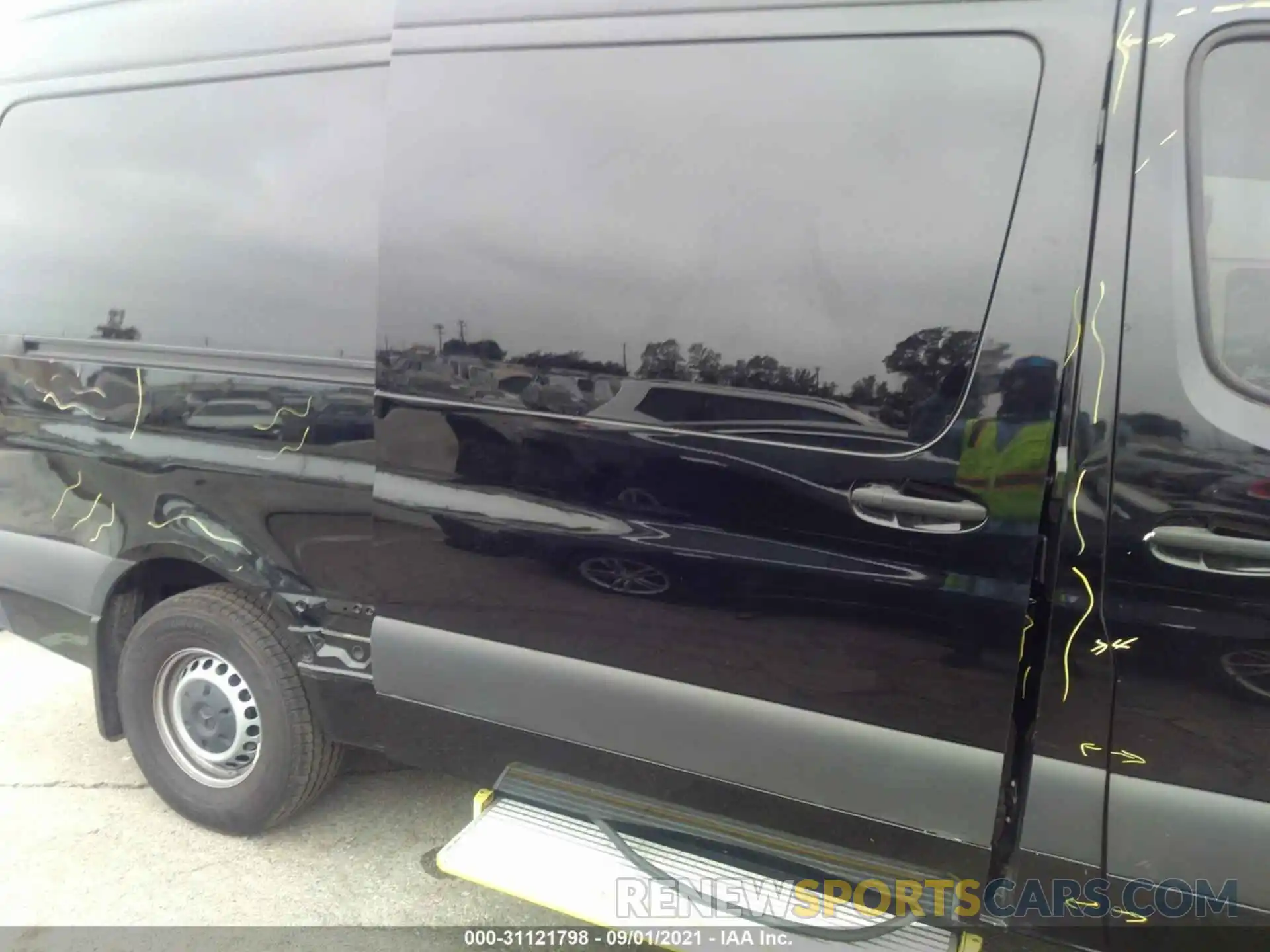 6 Photograph of a damaged car W1Z40FHY4MT044464 MERCEDES-BENZ SPRINTER PASSENGER VAN 2021