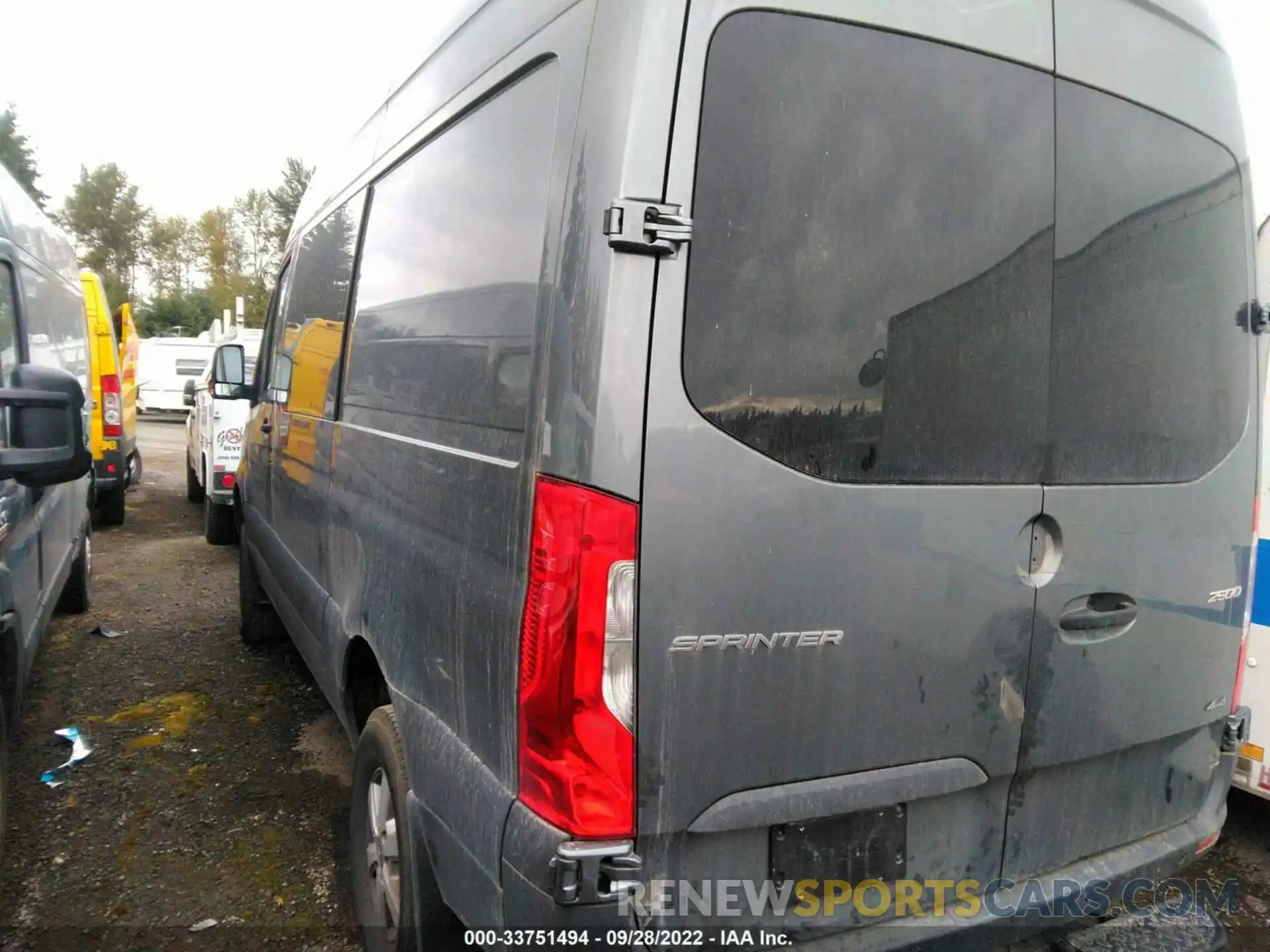 3 Photograph of a damaged car WD4FF0CD0KP188509 MERCEDES-BENZ SPRINTER VAN 2019