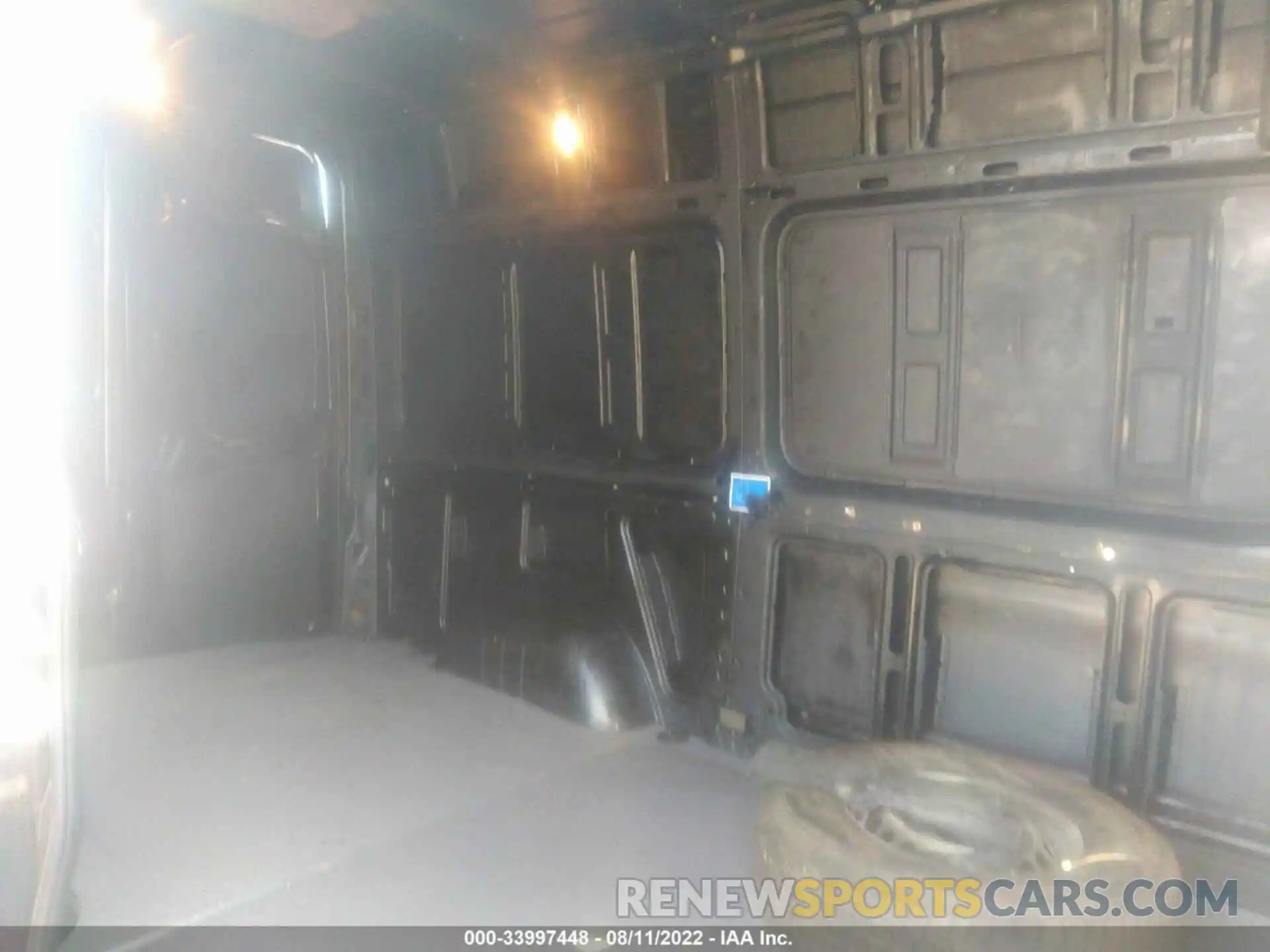 8 Photograph of a damaged car WD4FF0CD1KT016660 MERCEDES-BENZ SPRINTER VAN 2019