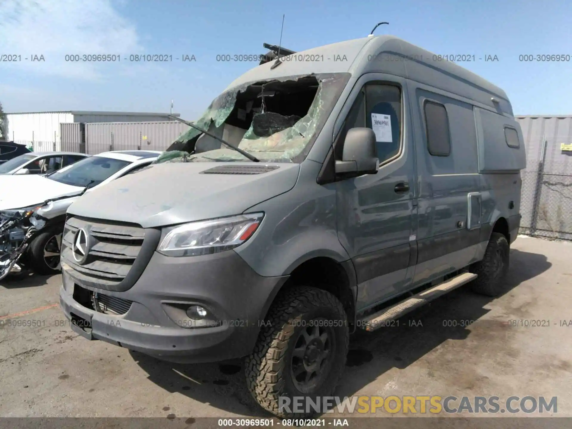 2 Photograph of a damaged car WD4FF0CD9KT009357 MERCEDES-BENZ SPRINTER VAN 2019