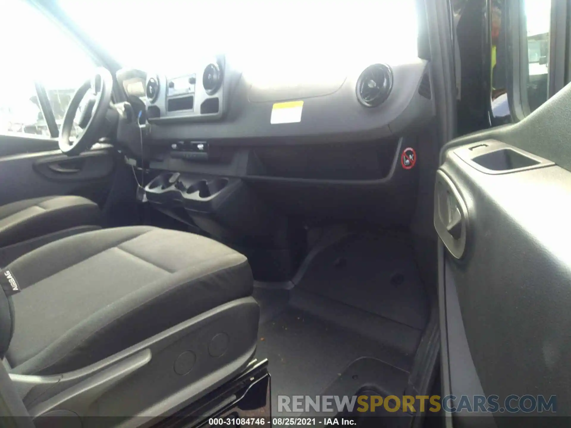 5 Photograph of a damaged car WD4PE7ED9KT016368 MERCEDES-BENZ SPRINTER VAN 2019