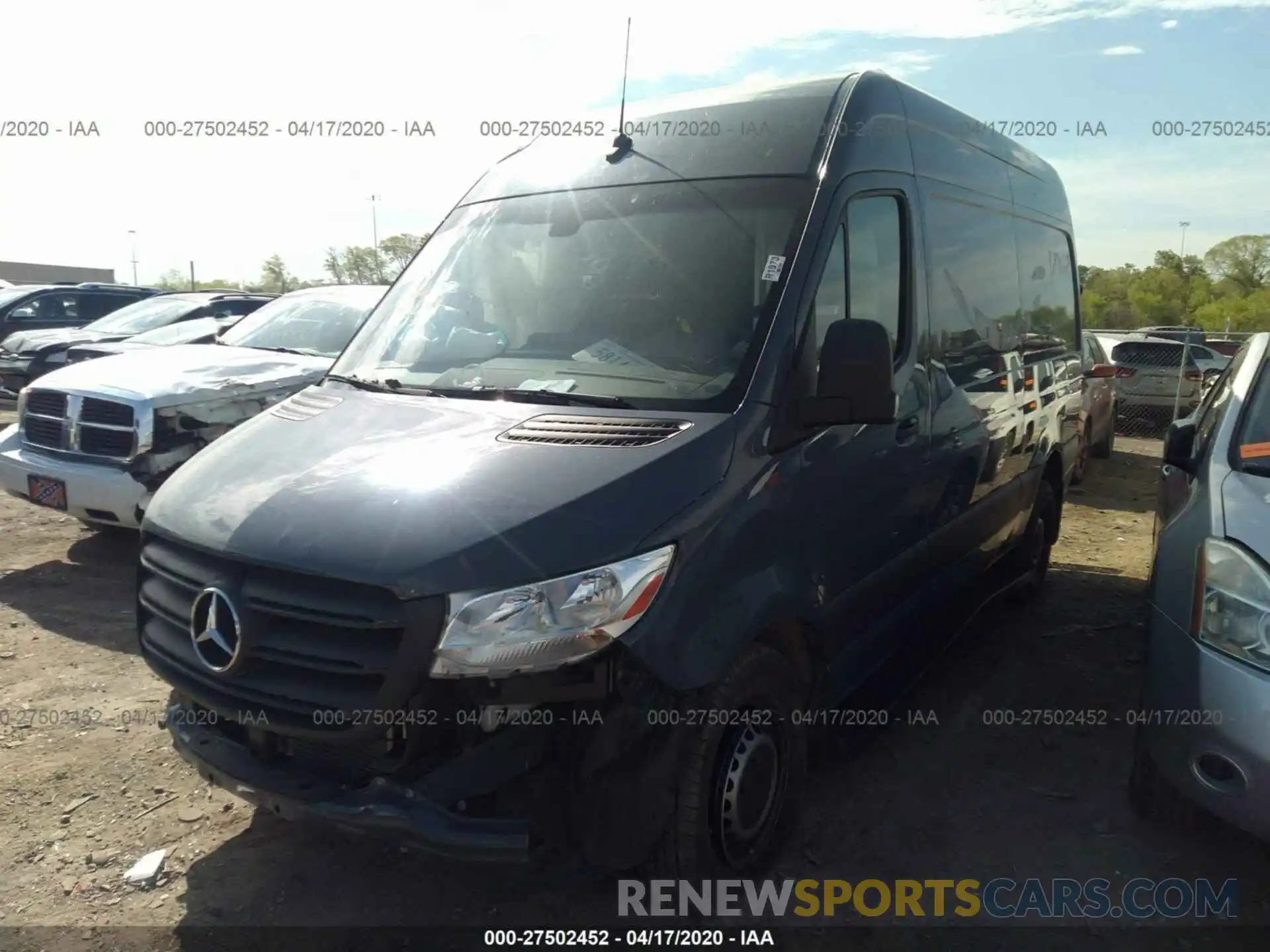 2 Фотография поврежденного автомобиля WD4PF0CD2KP034484 MERCEDES-BENZ SPRINTER VAN 2019