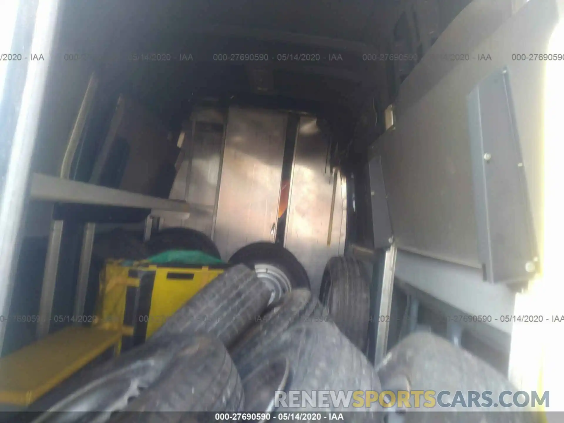 8 Photograph of a damaged car WD4PF0CD2KP047767 MERCEDES-BENZ SPRINTER VAN 2019