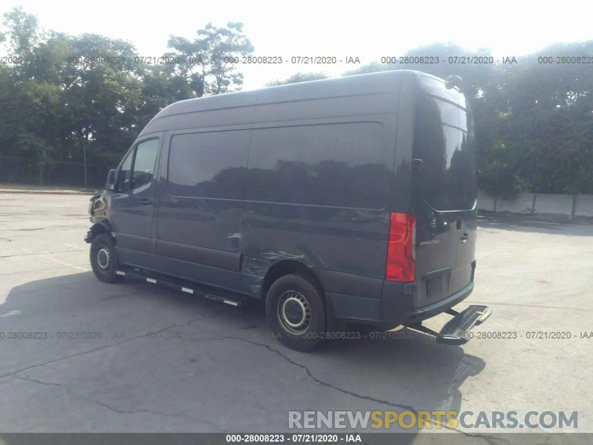 3 Фотография поврежденного автомобиля WD4PF0CD2KP092840 MERCEDES-BENZ SPRINTER VAN 2019