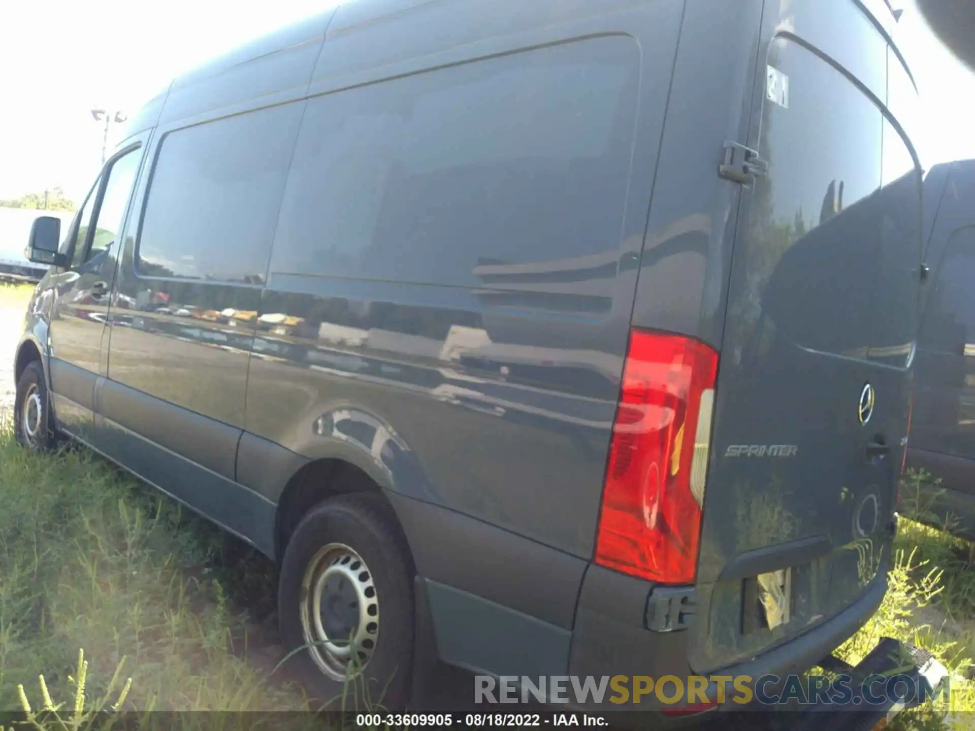 3 Photograph of a damaged car WD4PF0CD3KP103943 MERCEDES-BENZ SPRINTER VAN 2019