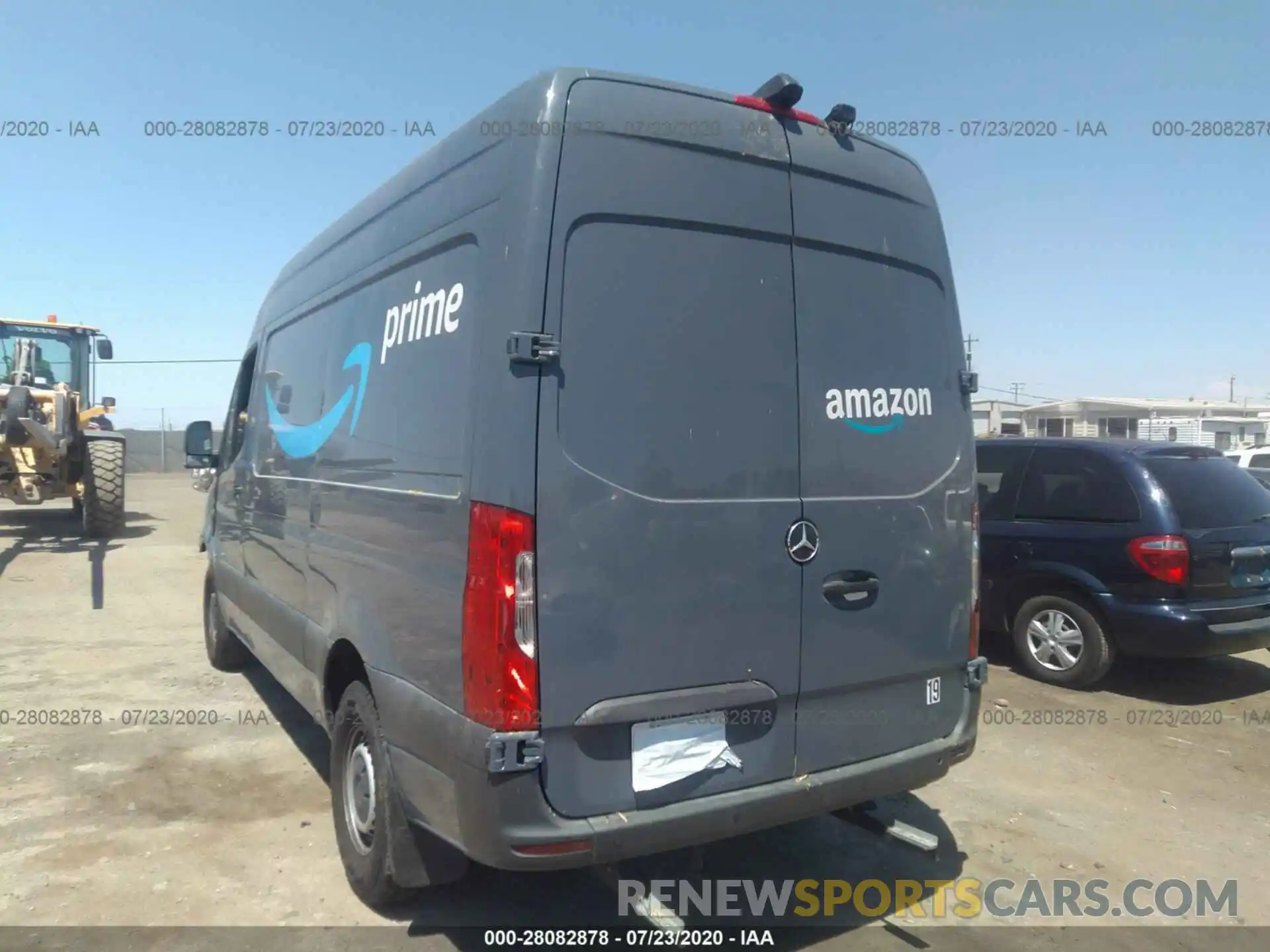 3 Фотография поврежденного автомобиля WD4PF0CD4KP031800 MERCEDES-BENZ SPRINTER VAN 2019