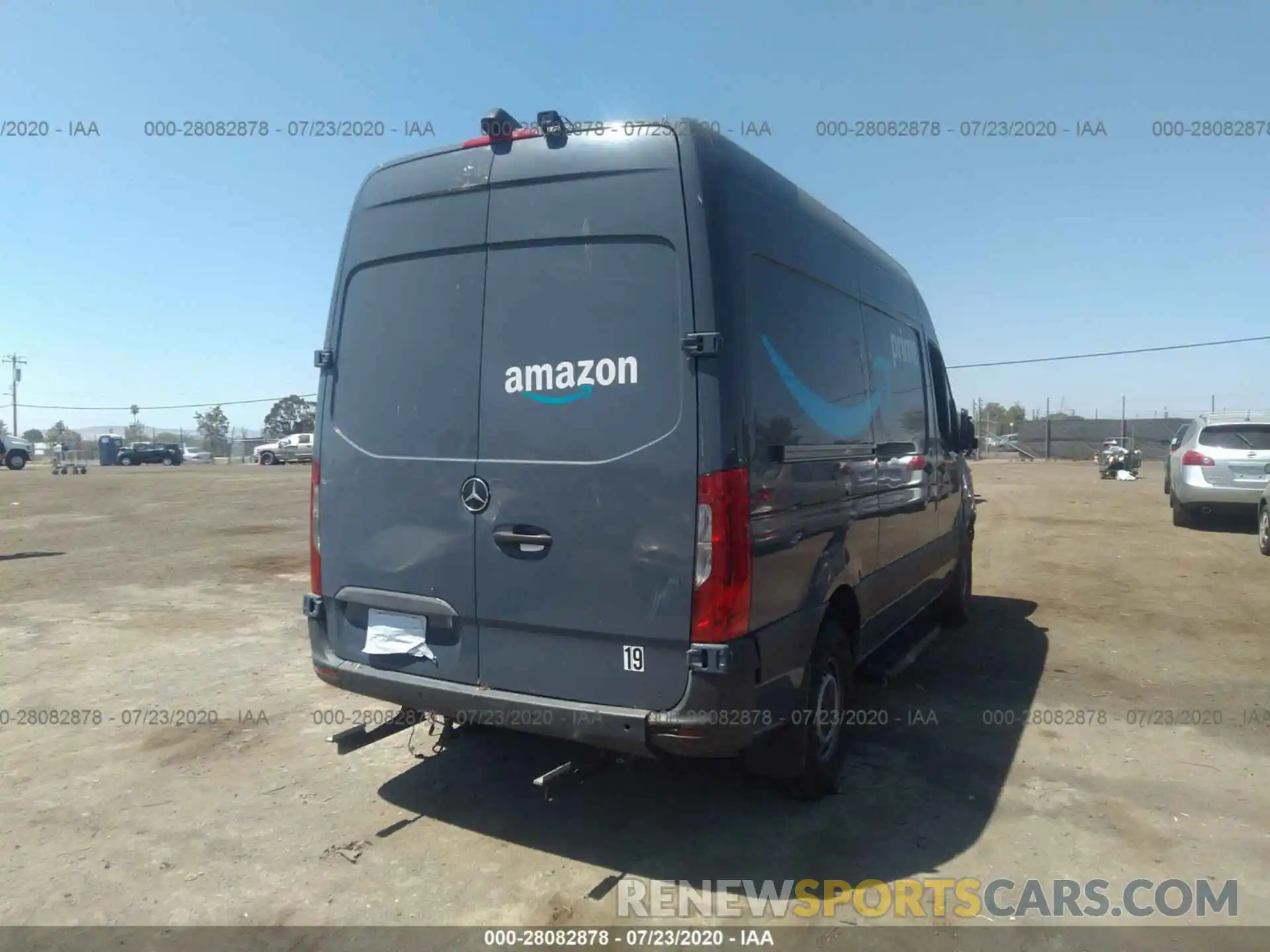 4 Photograph of a damaged car WD4PF0CD4KP031800 MERCEDES-BENZ SPRINTER VAN 2019