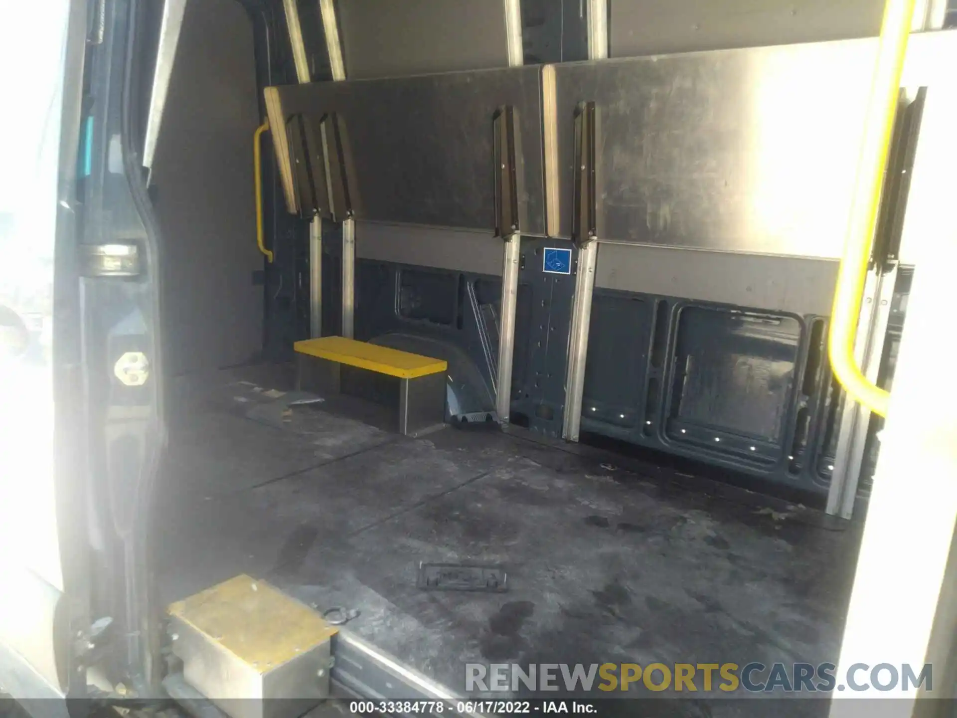 8 Photograph of a damaged car WD4PF0CD4KP043736 MERCEDES-BENZ SPRINTER VAN 2019