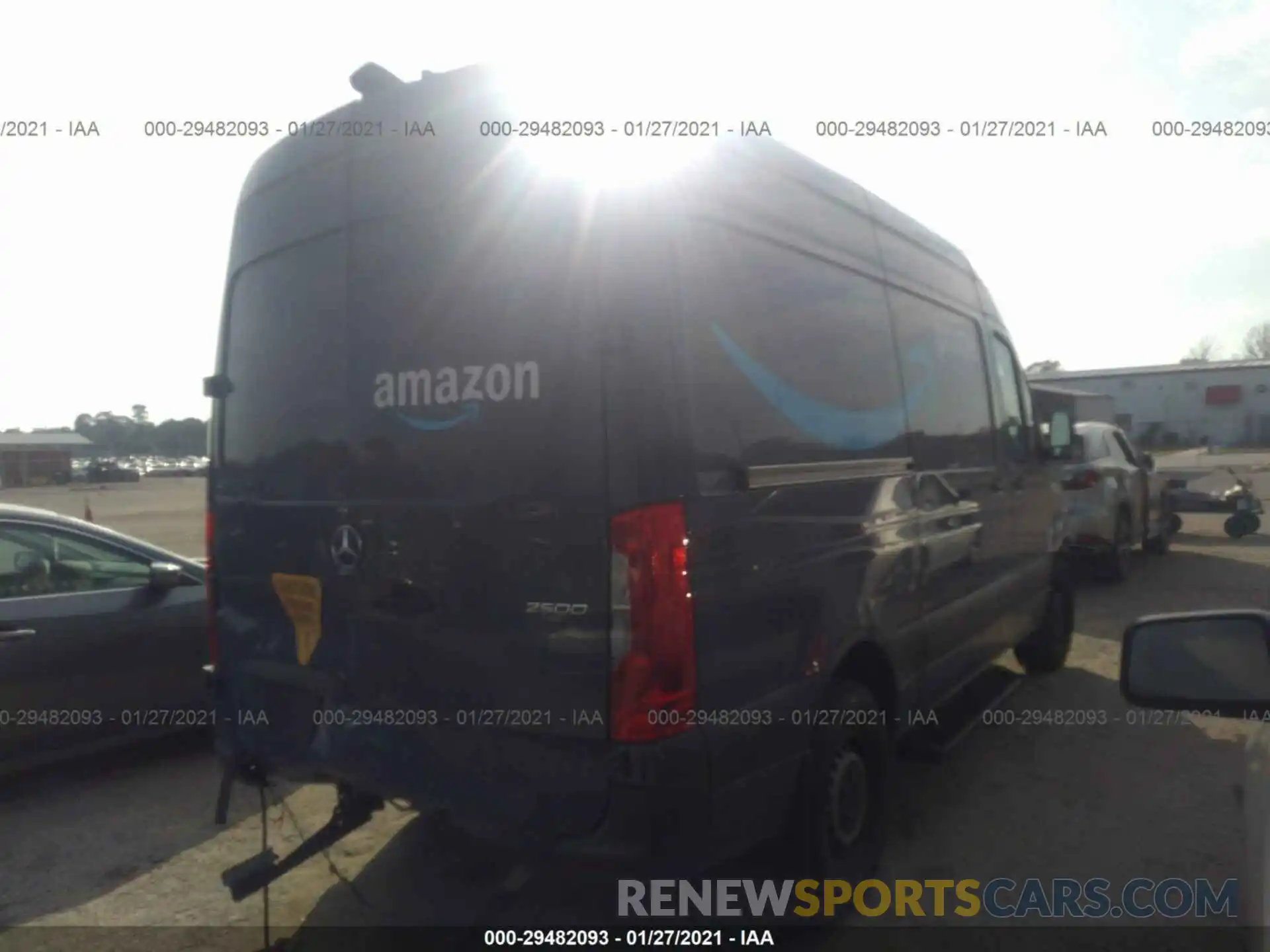 4 Фотография поврежденного автомобиля WD4PF0CD4KP046684 MERCEDES-BENZ SPRINTER VAN 2019