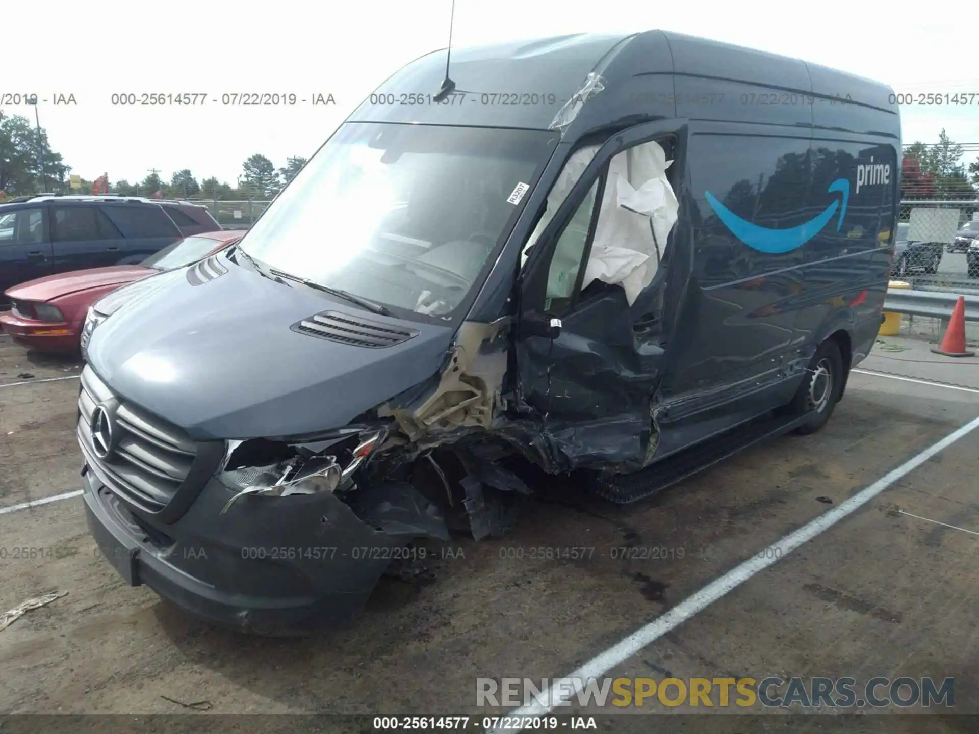 2 Photograph of a damaged car WD4PF0CD4KP048421 MERCEDES-BENZ SPRINTER VAN 2019