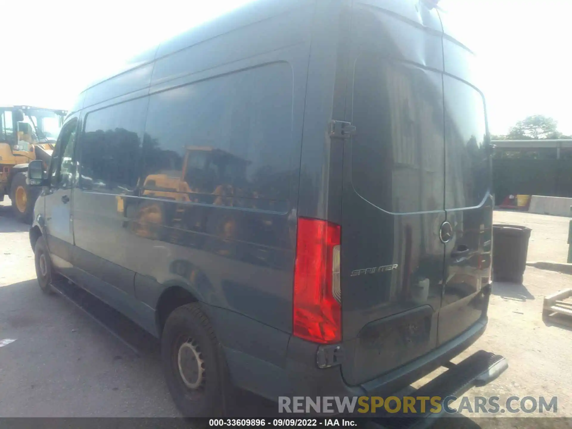 3 Фотография поврежденного автомобиля WD4PF0CD4KP065364 MERCEDES-BENZ SPRINTER VAN 2019