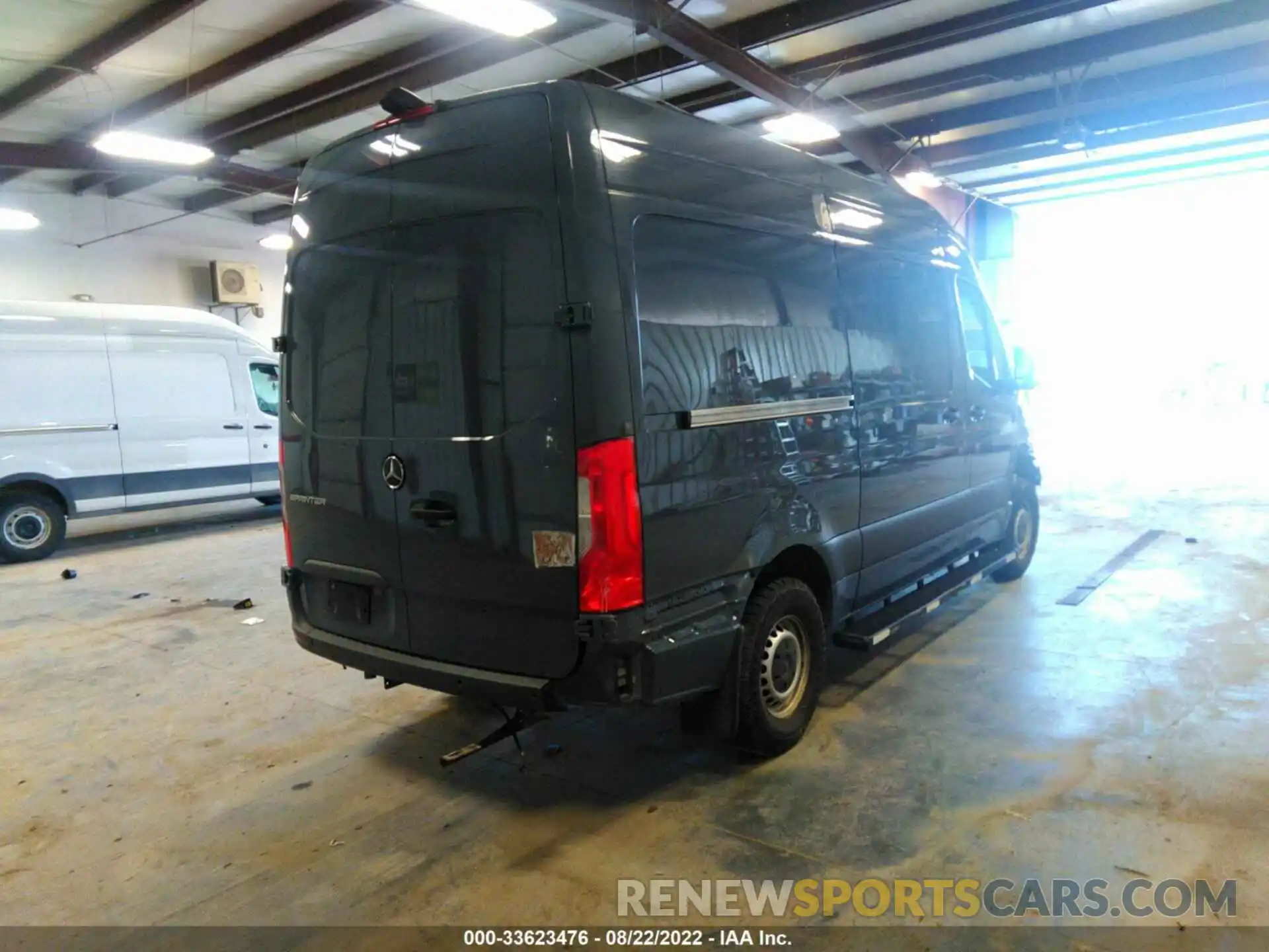 4 Photograph of a damaged car WD4PF0CD4KP092841 MERCEDES-BENZ SPRINTER VAN 2019