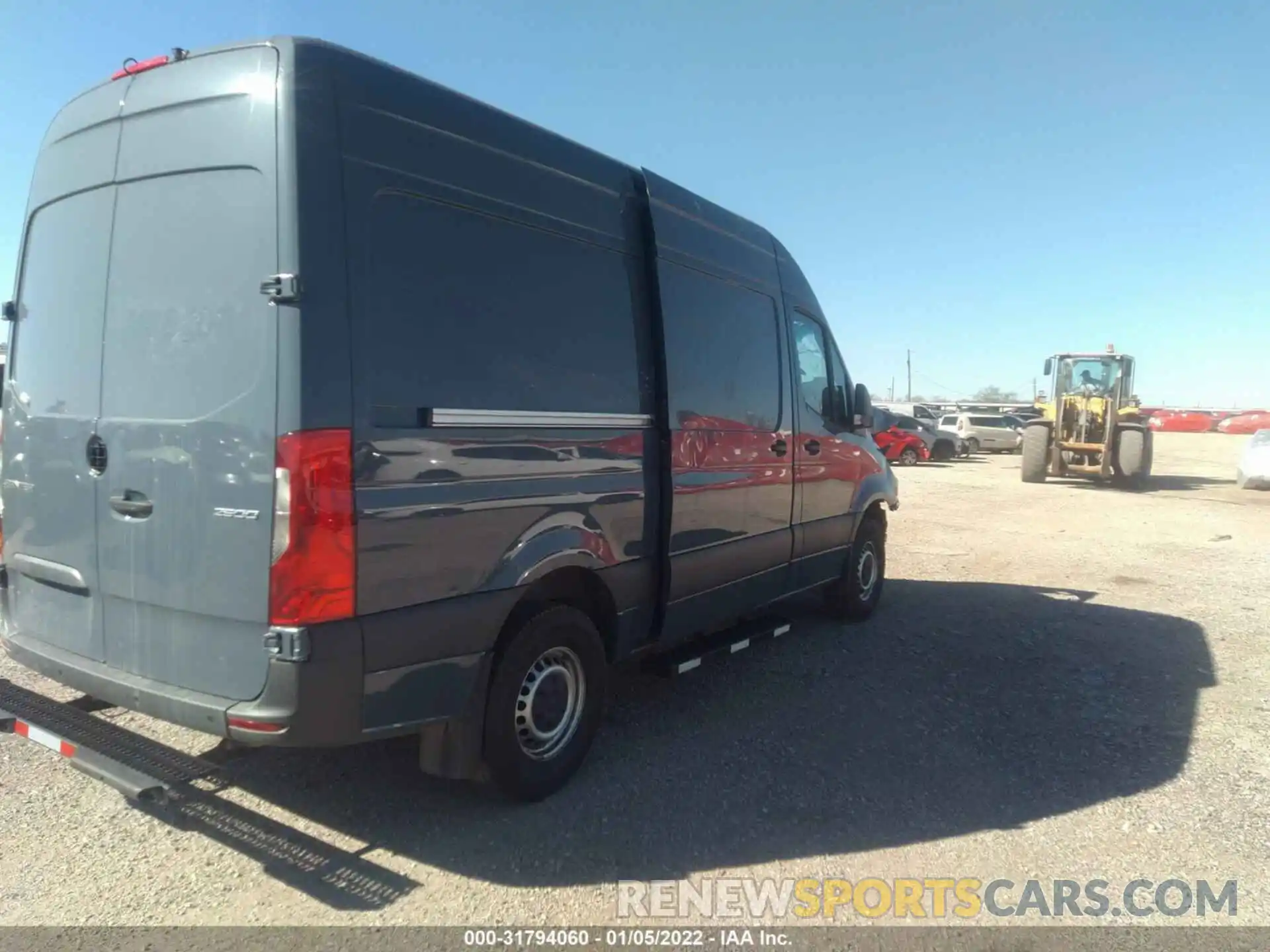 4 Photograph of a damaged car WD4PF0CD5KP094565 MERCEDES-BENZ SPRINTER VAN 2019