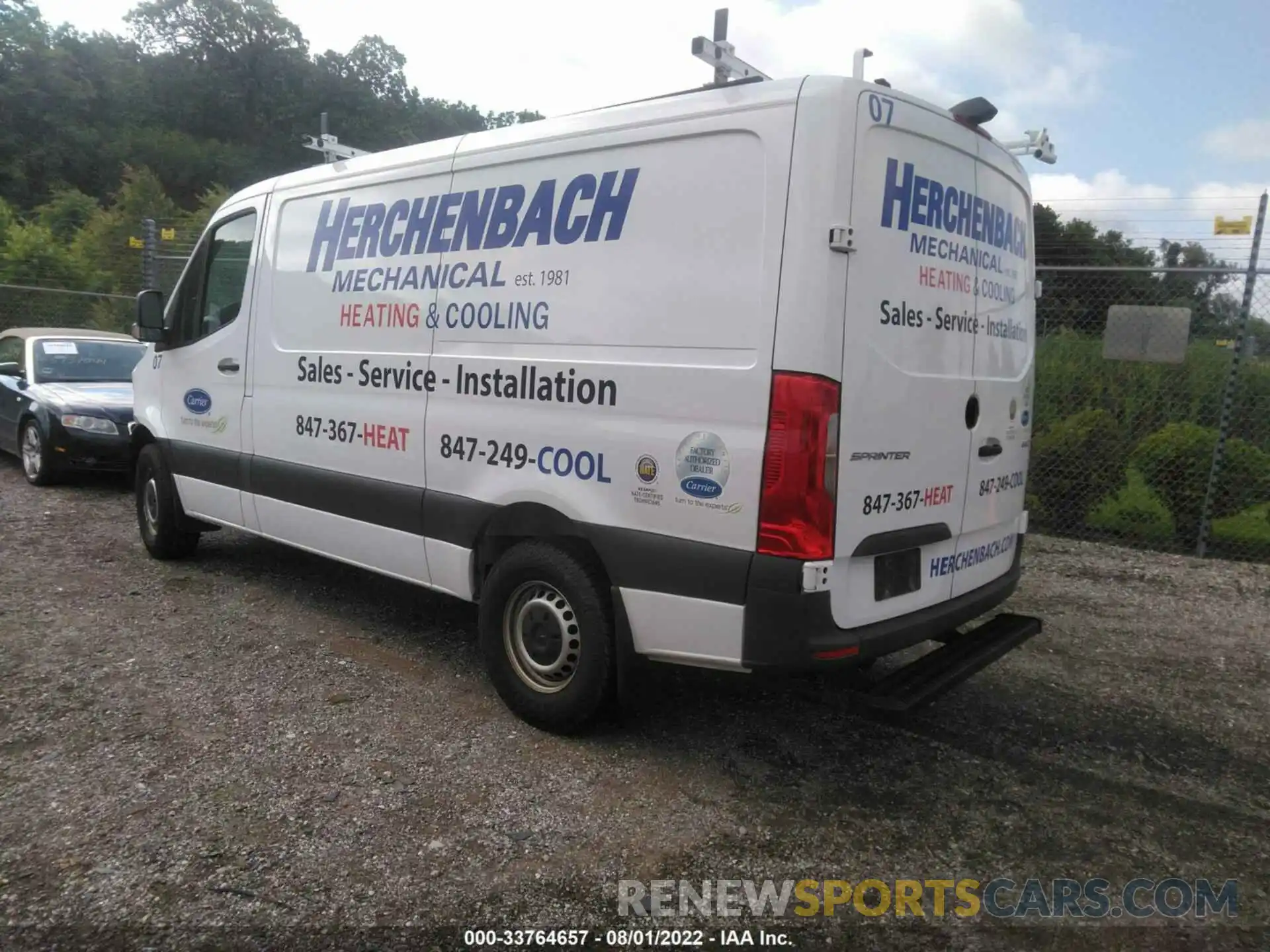 3 Photograph of a damaged car WD4PF0CD5KP158345 MERCEDES-BENZ SPRINTER VAN 2019