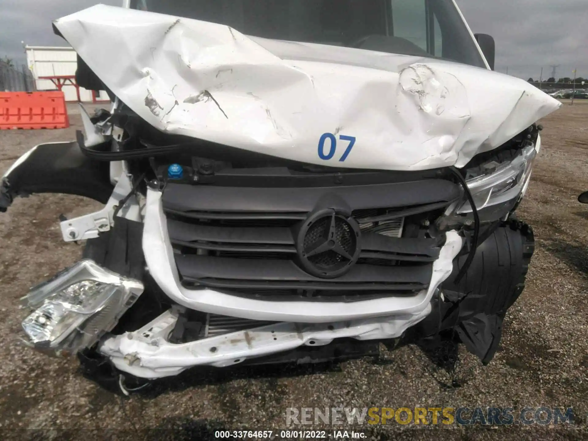 6 Photograph of a damaged car WD4PF0CD5KP158345 MERCEDES-BENZ SPRINTER VAN 2019