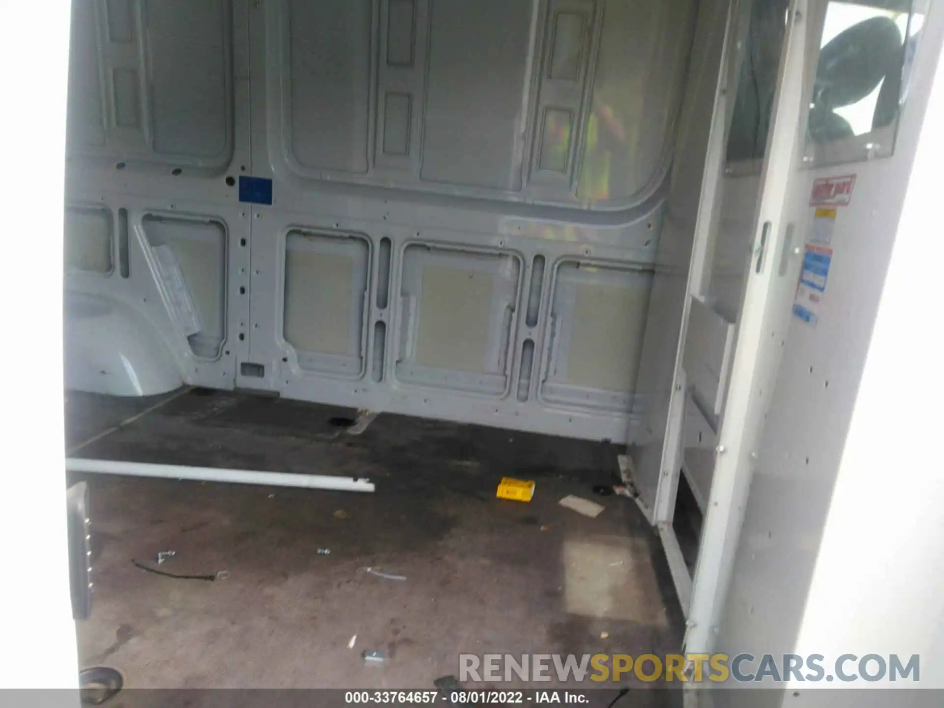 8 Photograph of a damaged car WD4PF0CD5KP158345 MERCEDES-BENZ SPRINTER VAN 2019