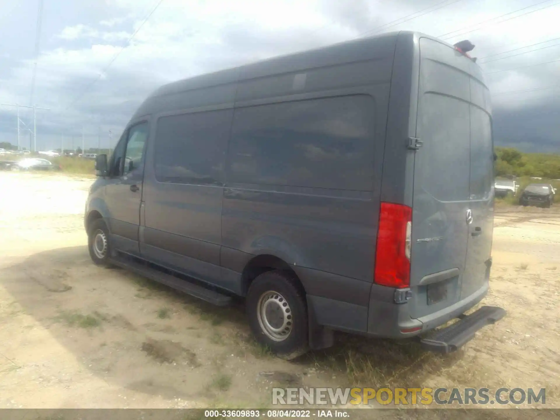 3 Фотография поврежденного автомобиля WD4PF0CD6KP033175 MERCEDES-BENZ SPRINTER VAN 2019