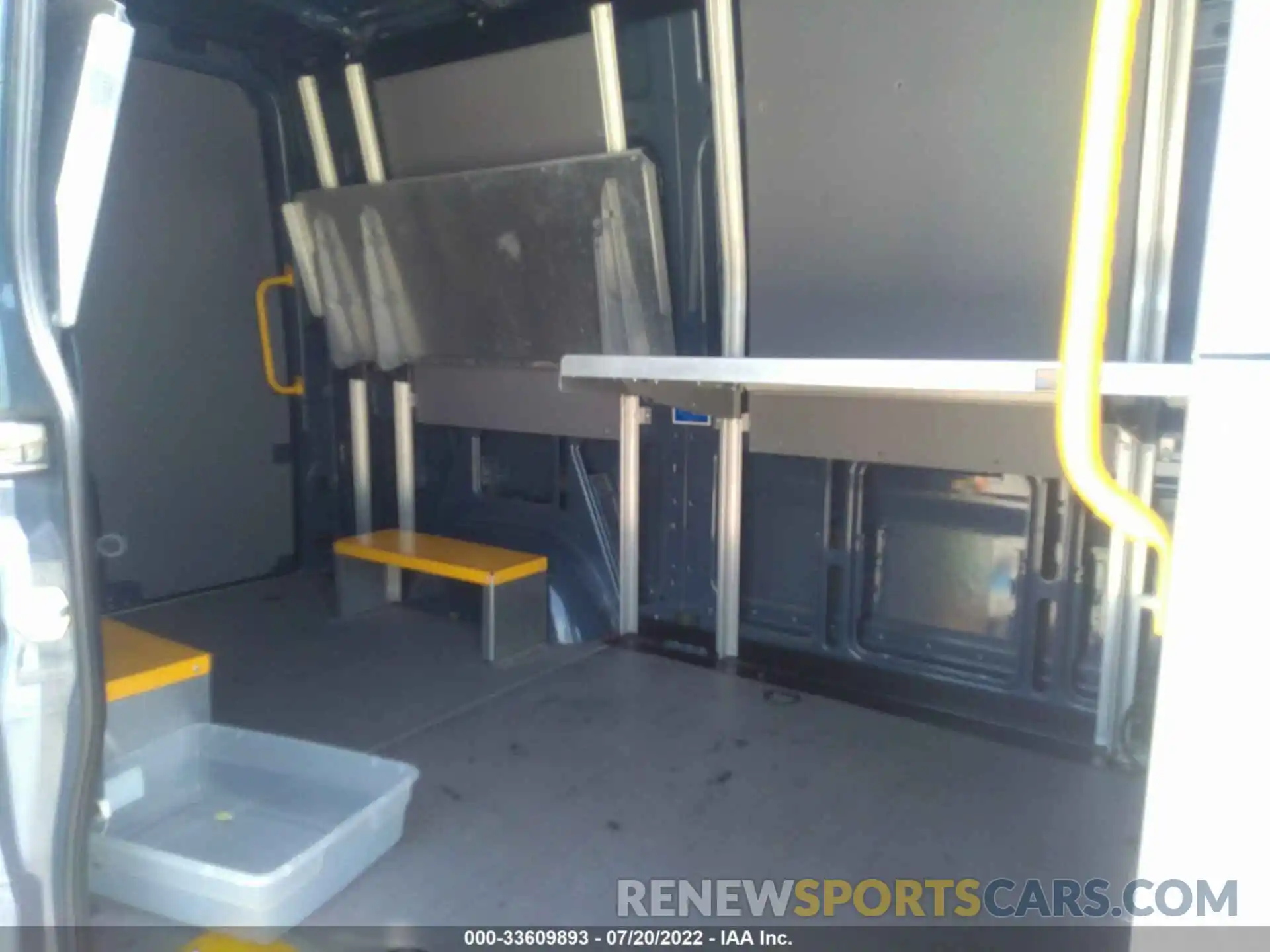 8 Photograph of a damaged car WD4PF0CD6KP033175 MERCEDES-BENZ SPRINTER VAN 2019