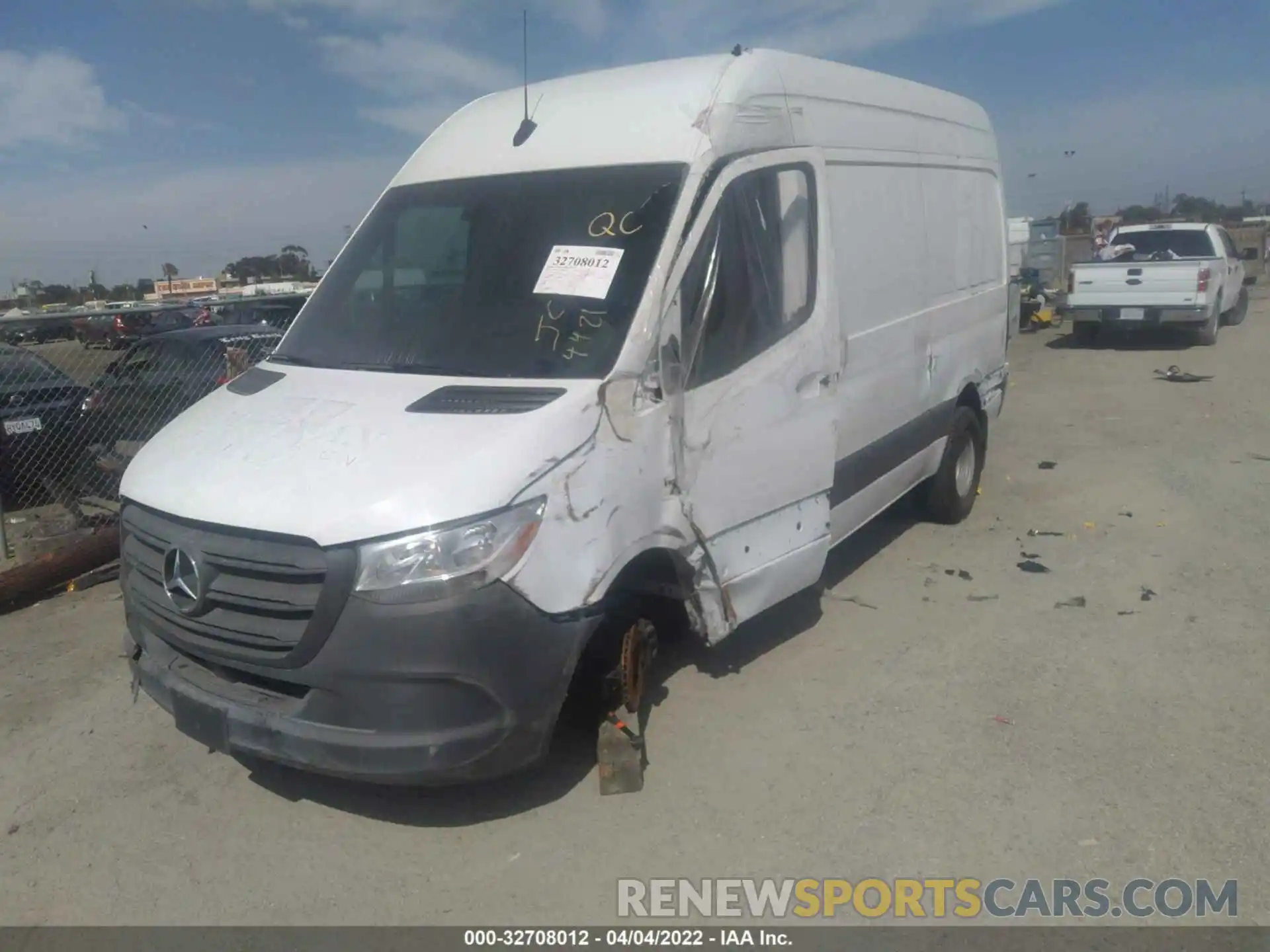 2 Фотография поврежденного автомобиля WD4PF0CD6KT013368 MERCEDES-BENZ SPRINTER VAN 2019